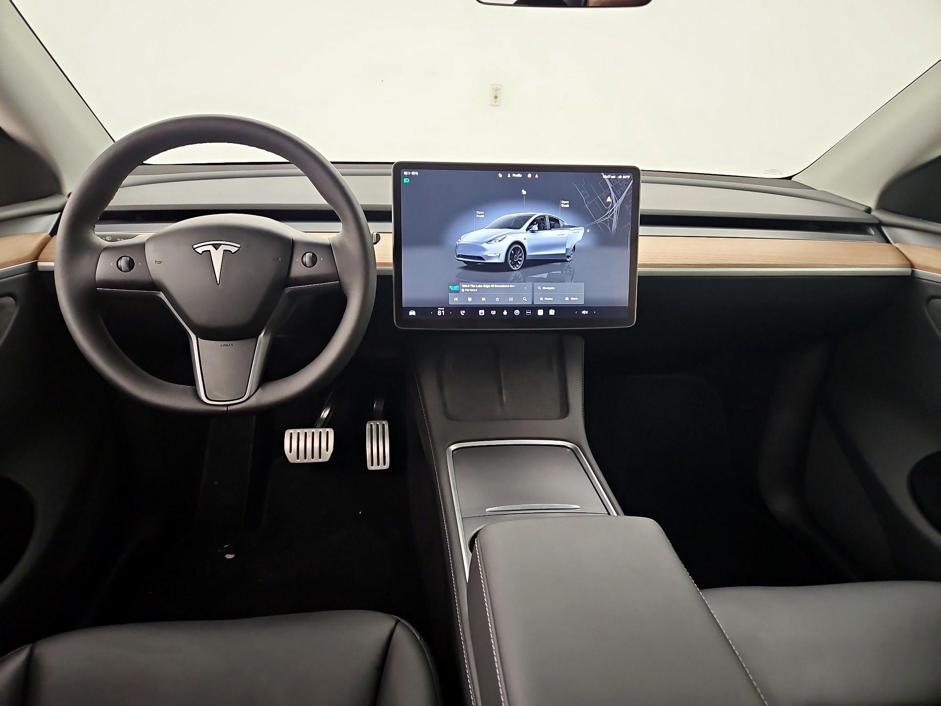 Thumbnail: 2024 Tesla Model Y - 9