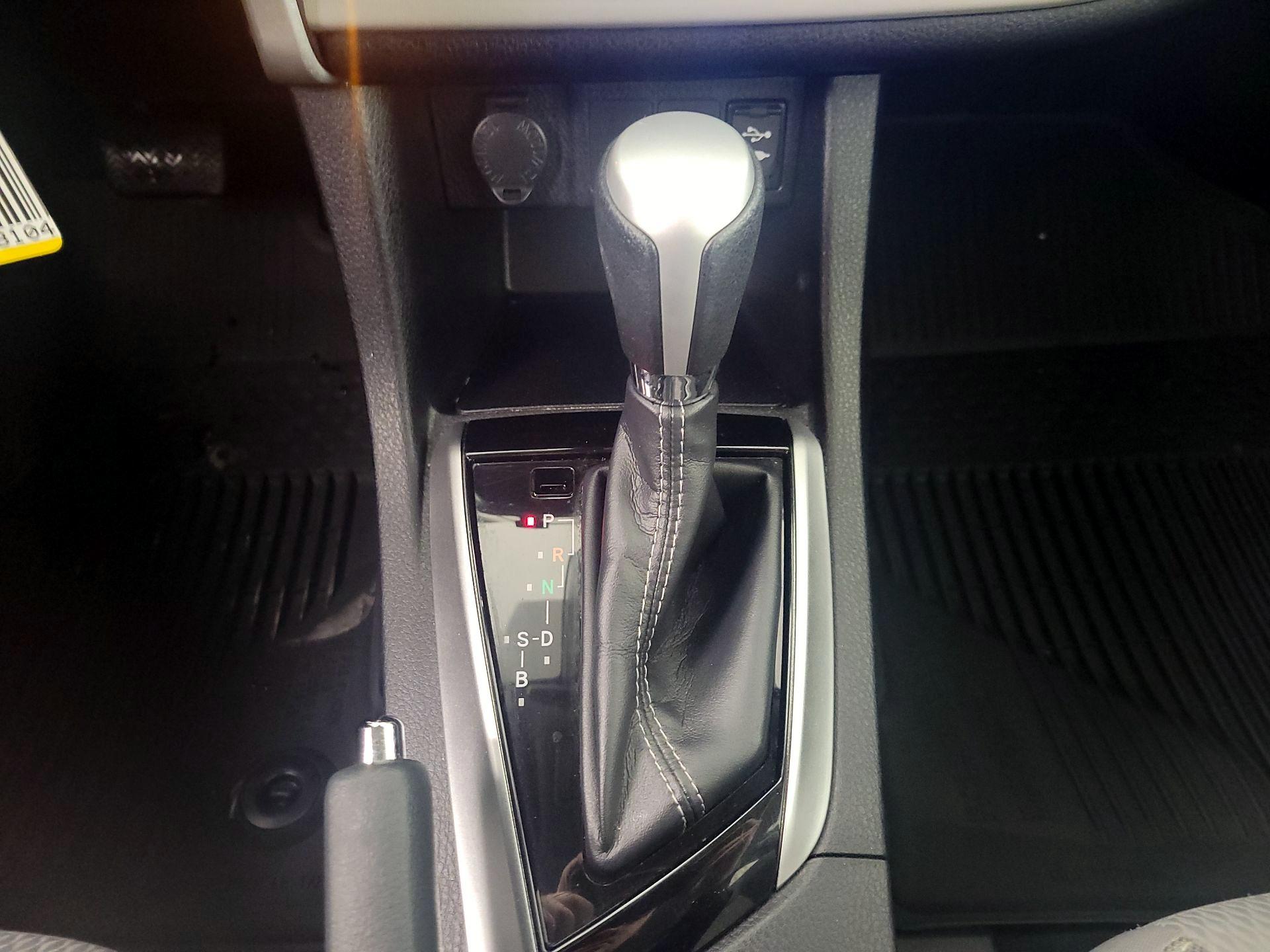 Thumbnail: 2019 Toyota Corolla - 17