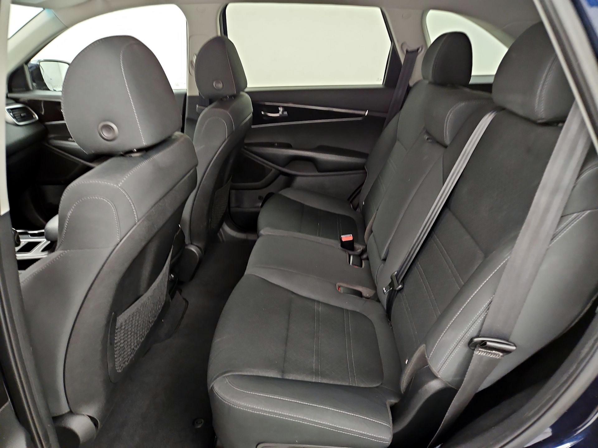 Thumbnail: 2020 Kia Sorento - 19