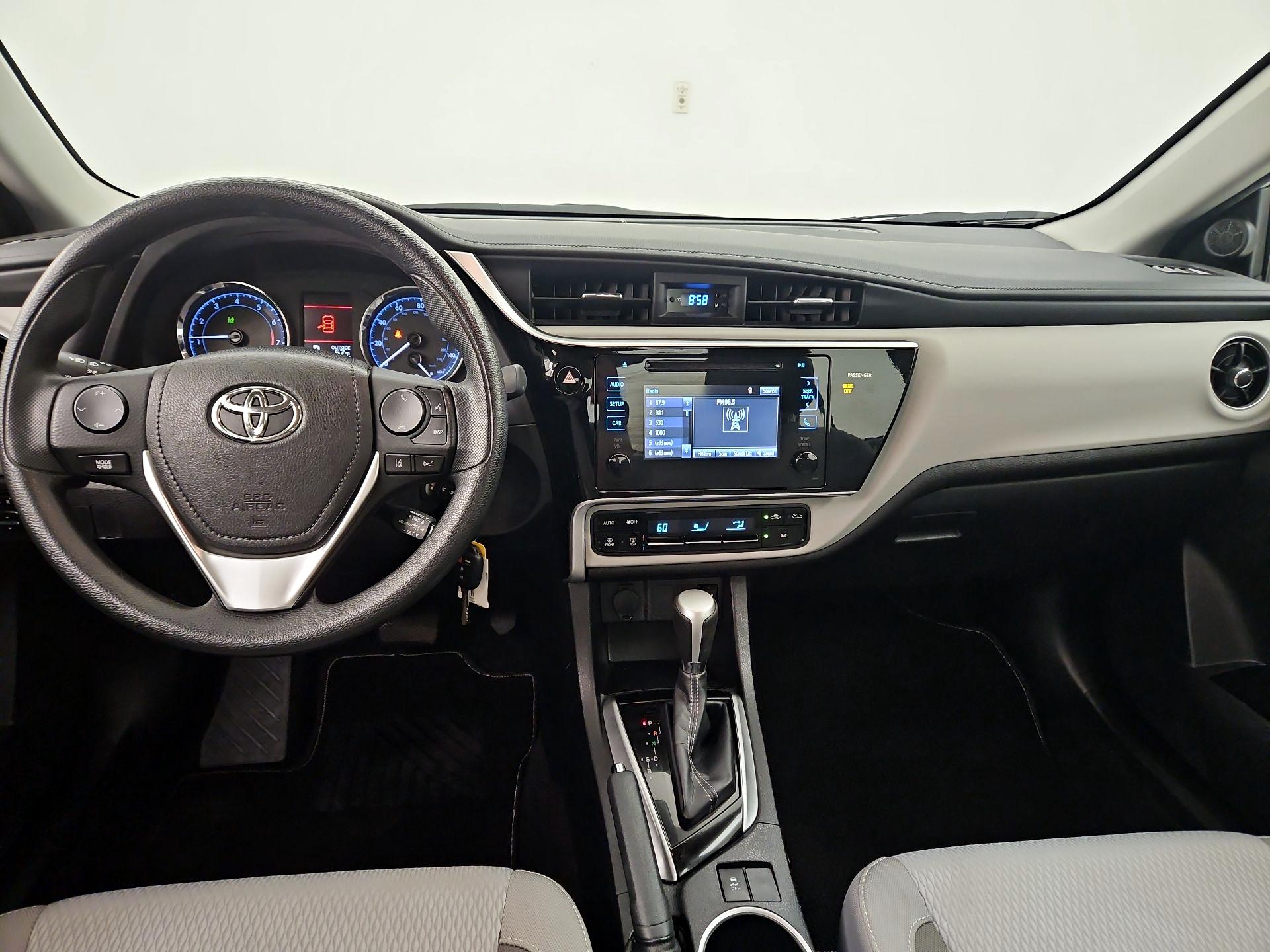 Thumbnail: 2017 Toyota Corolla - 9