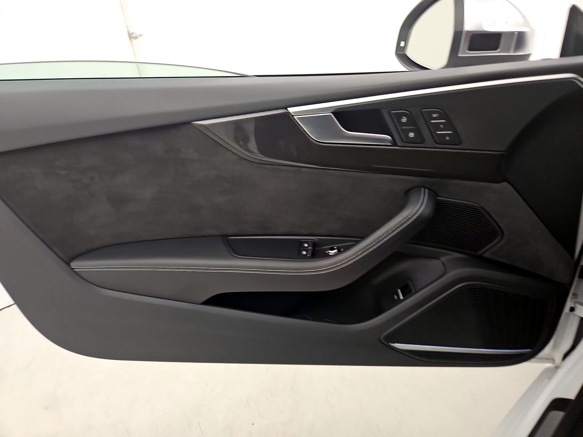 Thumbnail: 2018 Audi S5 - 12