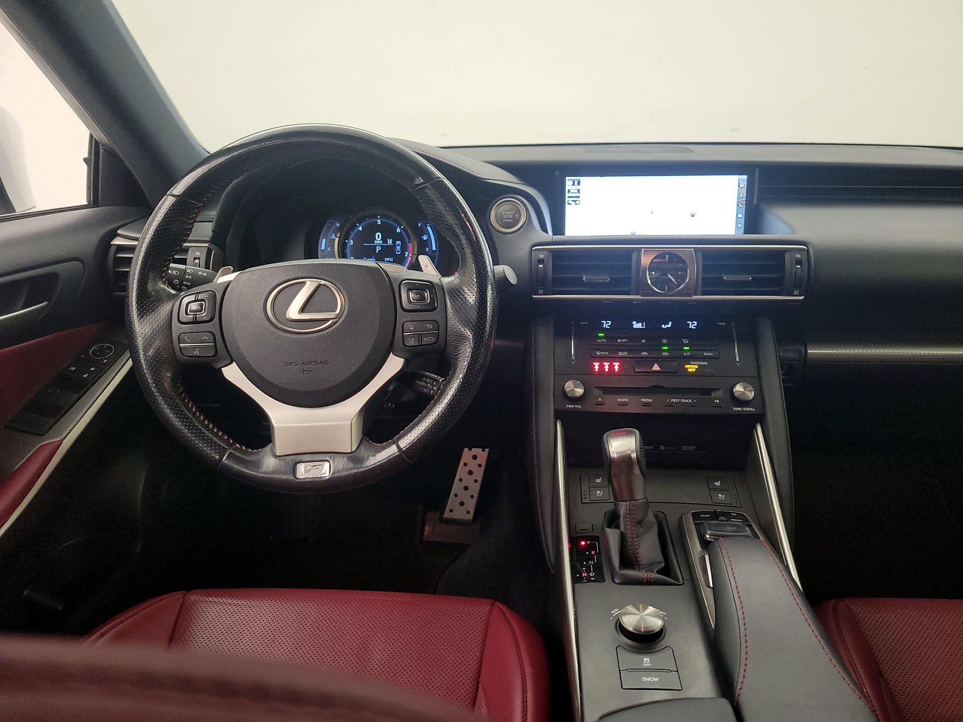 Thumbnail: 2017 Lexus IS - 10