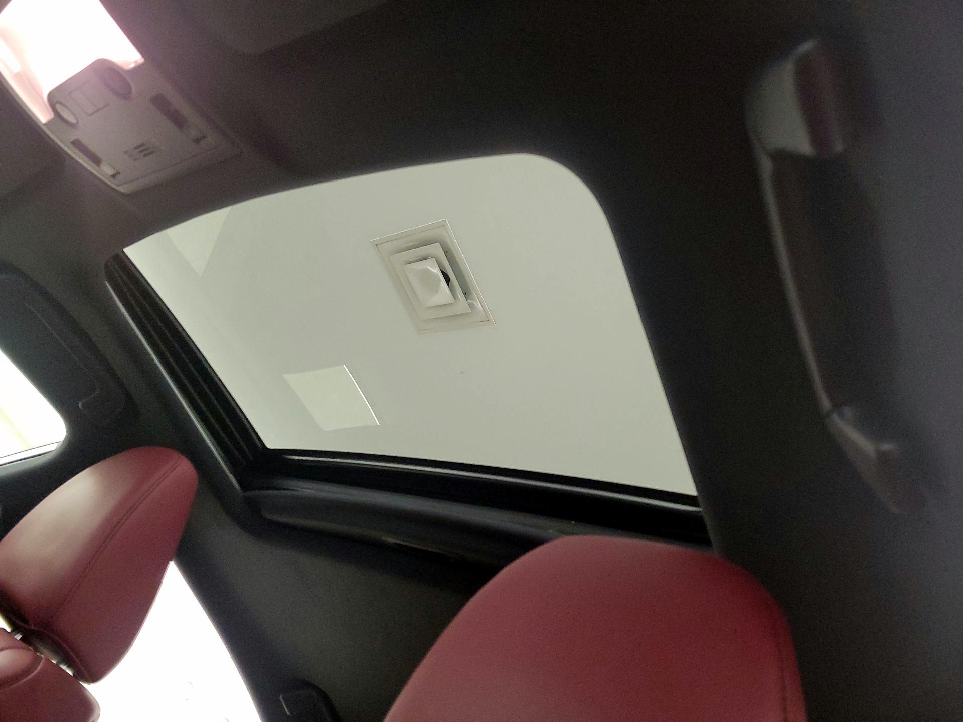 Thumbnail: 2017 Lexus IS - 20