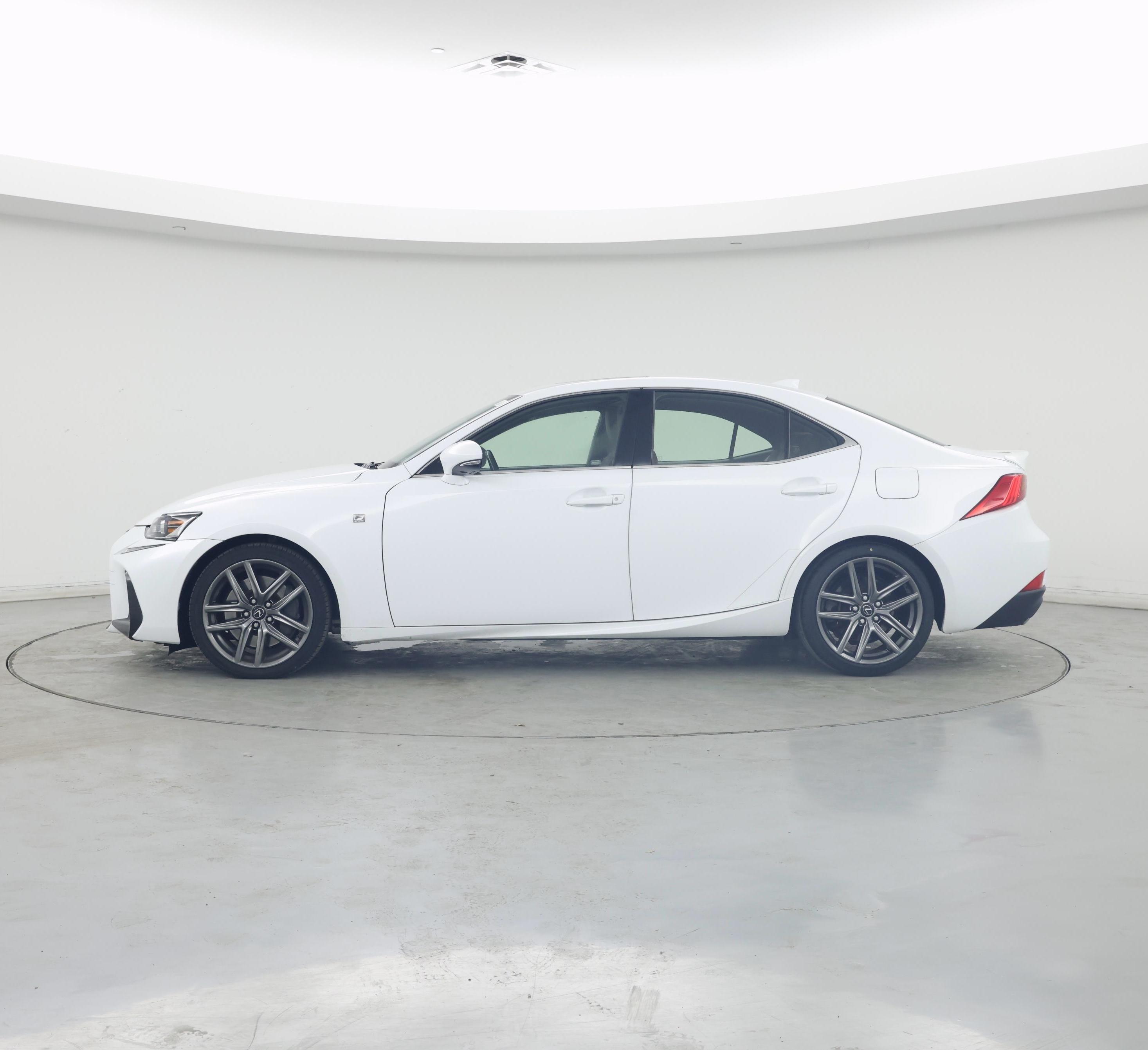 Thumbnail: 2017 Lexus IS - 3