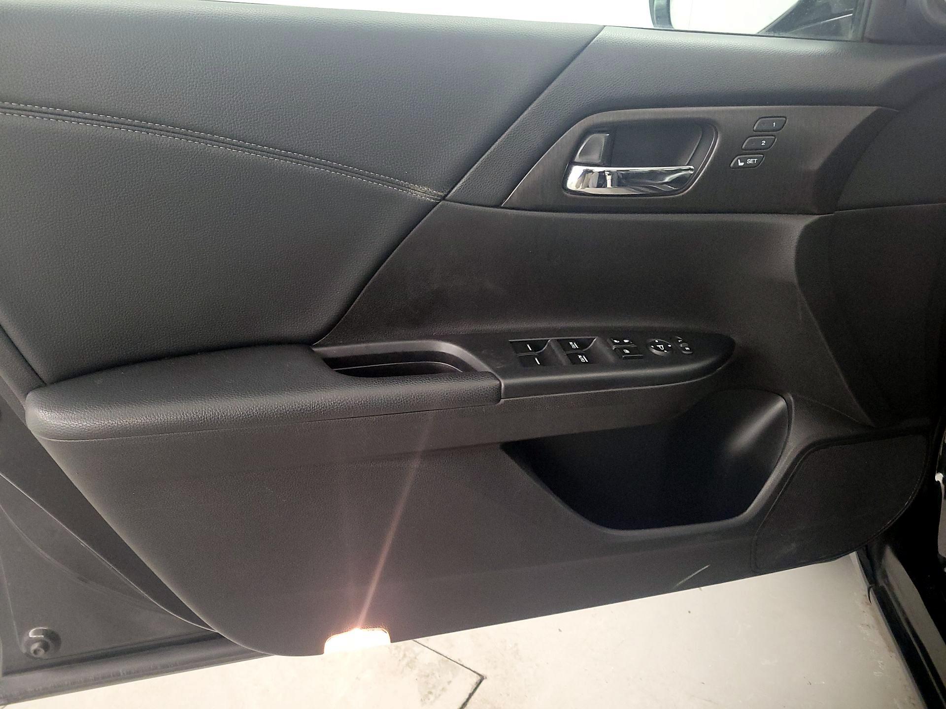 Thumbnail: 2014 Honda Accord - 12