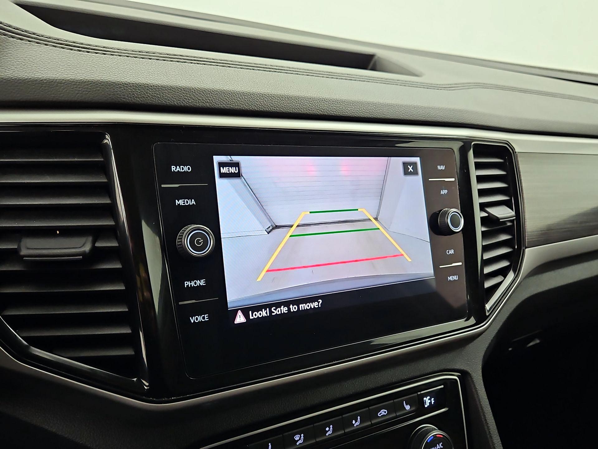 Thumbnail: 2021 Volkswagen Atlas - 15