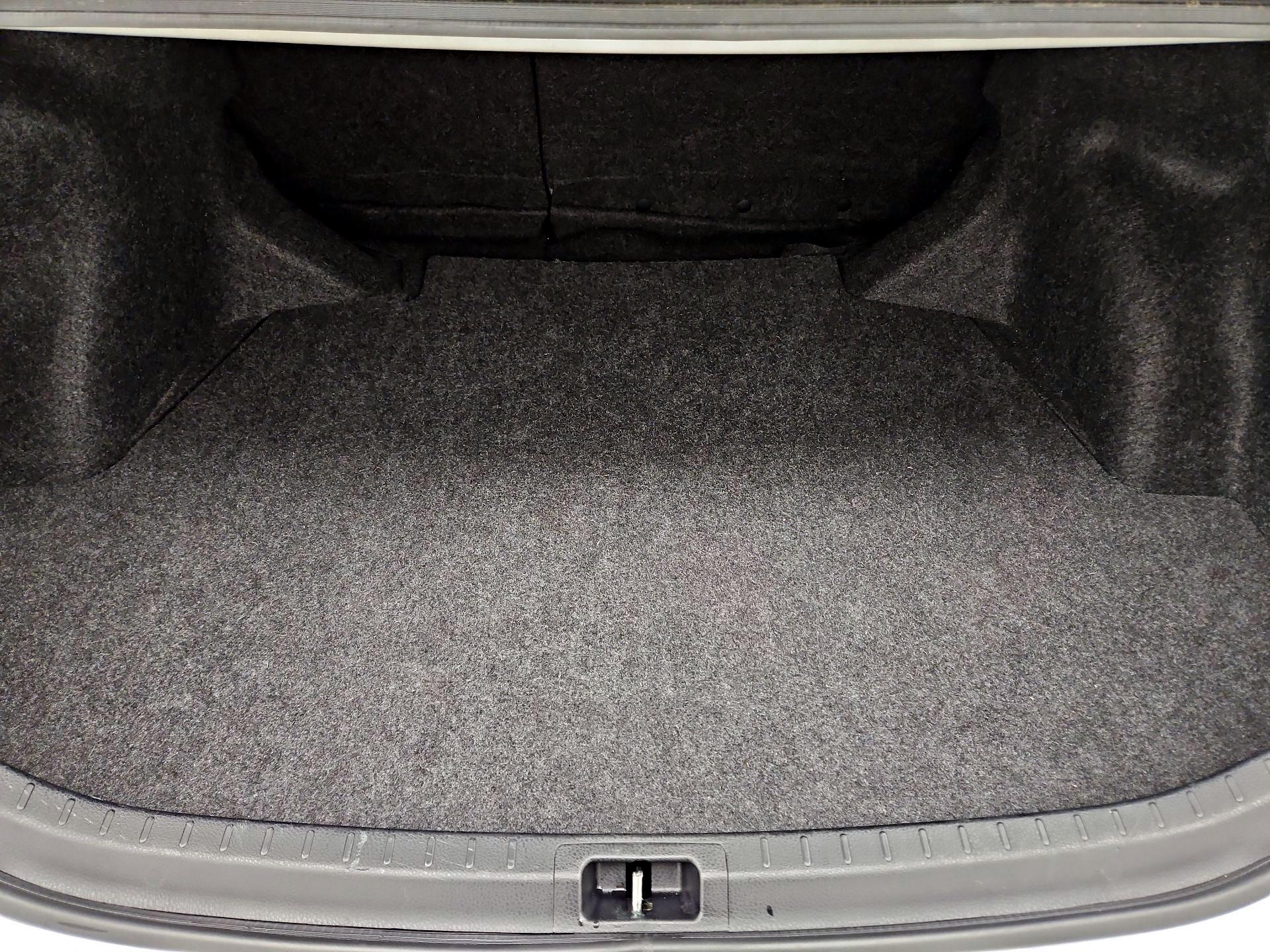 Thumbnail: 2018 Toyota Corolla - 20