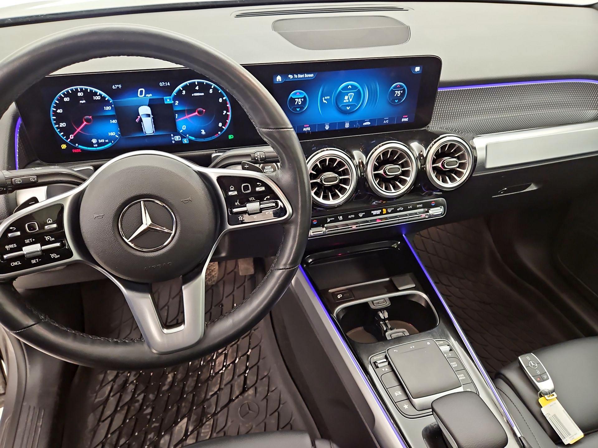 Thumbnail: 2022 Mercedes-Benz GLB - 9