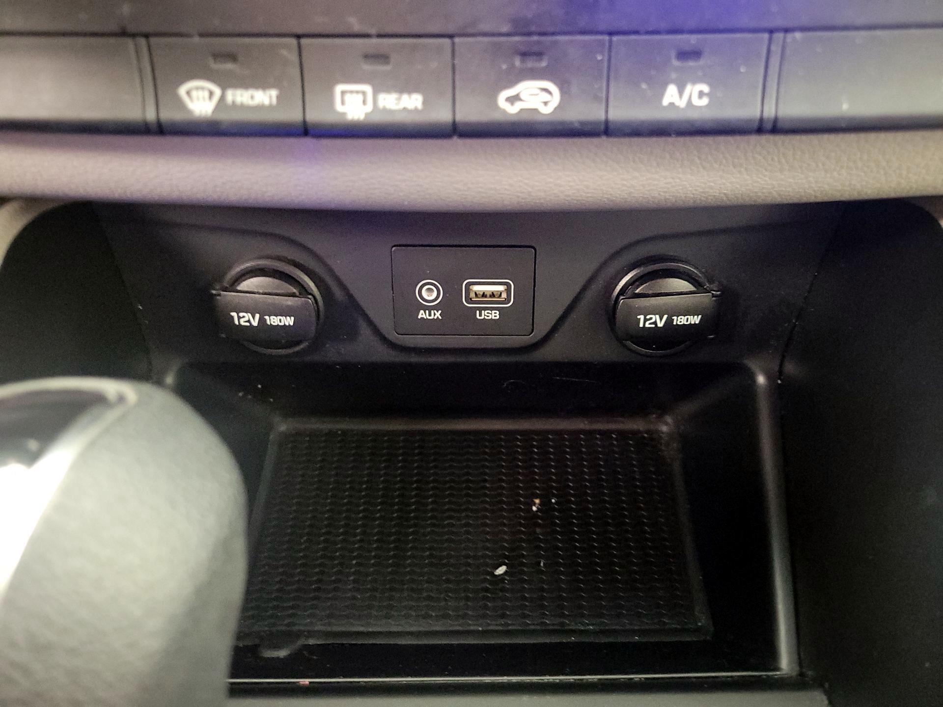 Thumbnail: 2019 Hyundai Tucson - 18