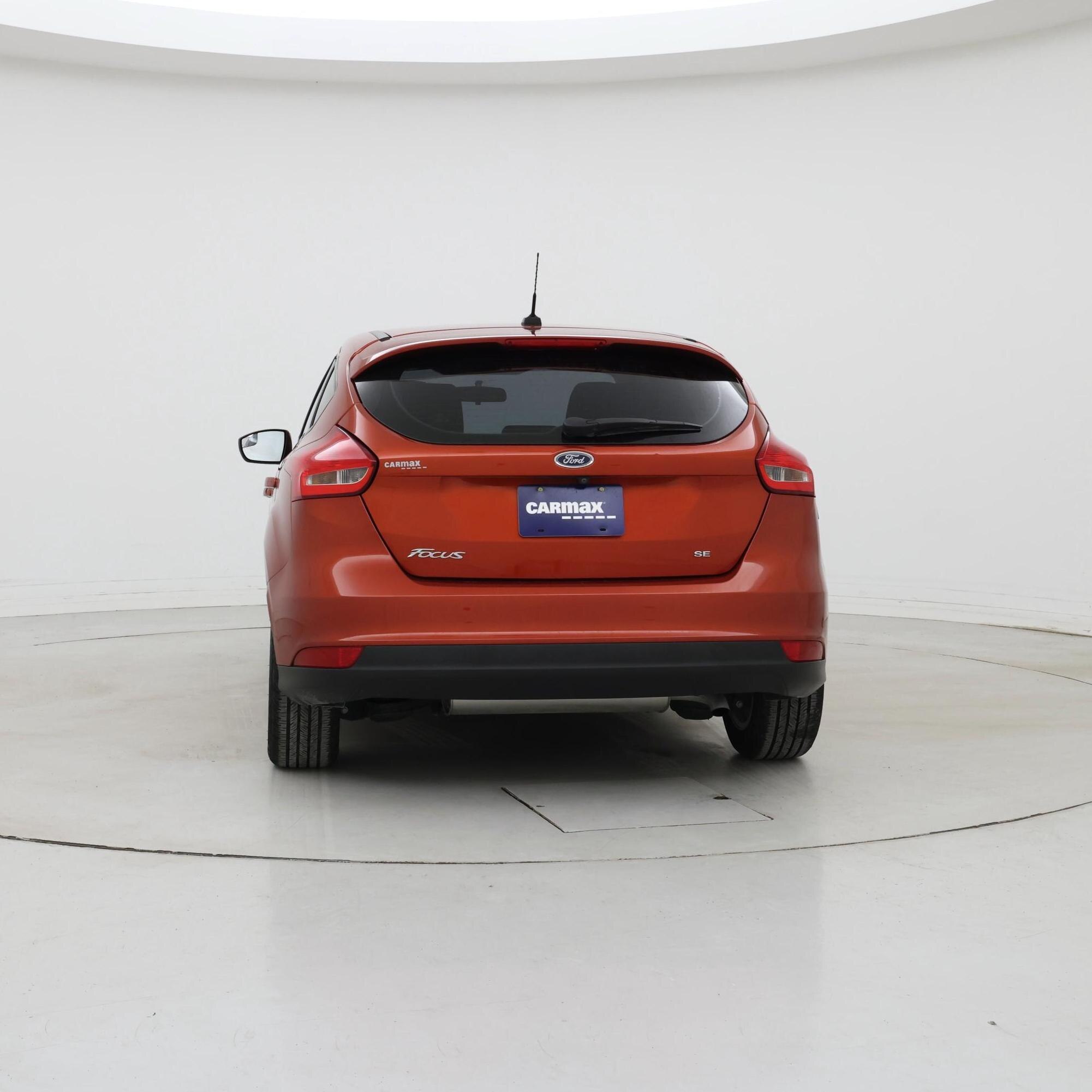 Thumbnail: 2018 Ford Focus - 6