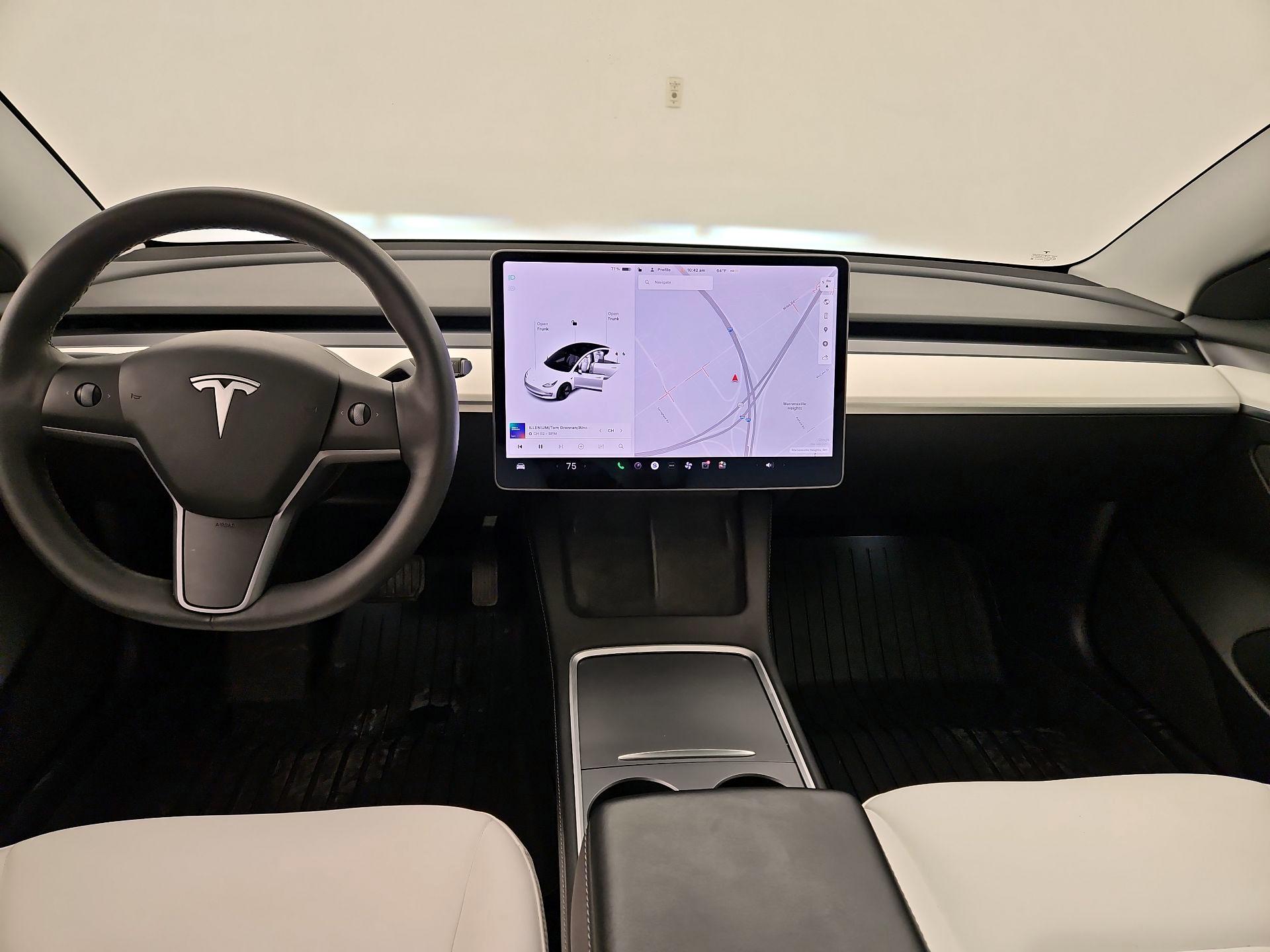 Thumbnail: 2021 Tesla Model 3 - 9