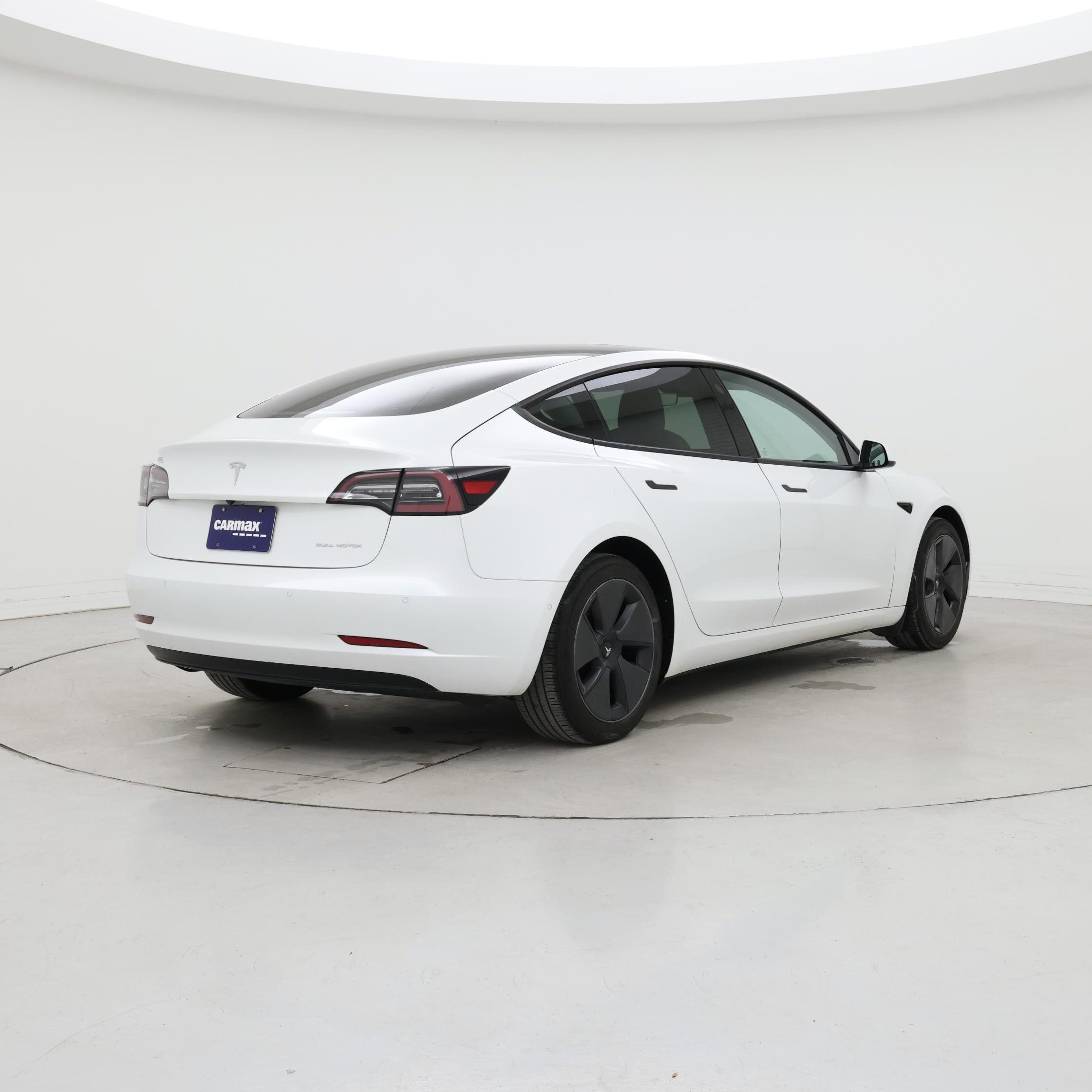 Thumbnail: 2021 Tesla Model 3 - 8