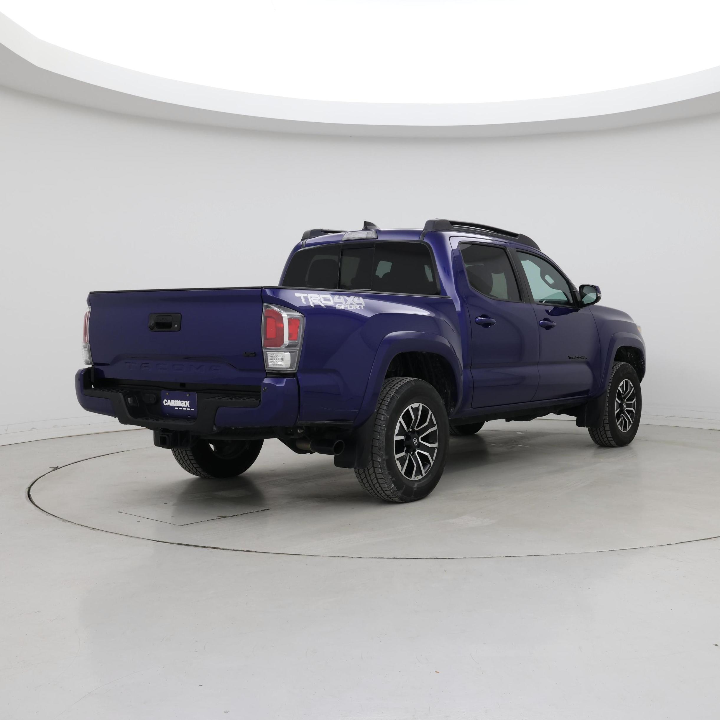Thumbnail: 2022 Toyota Tacoma - 8