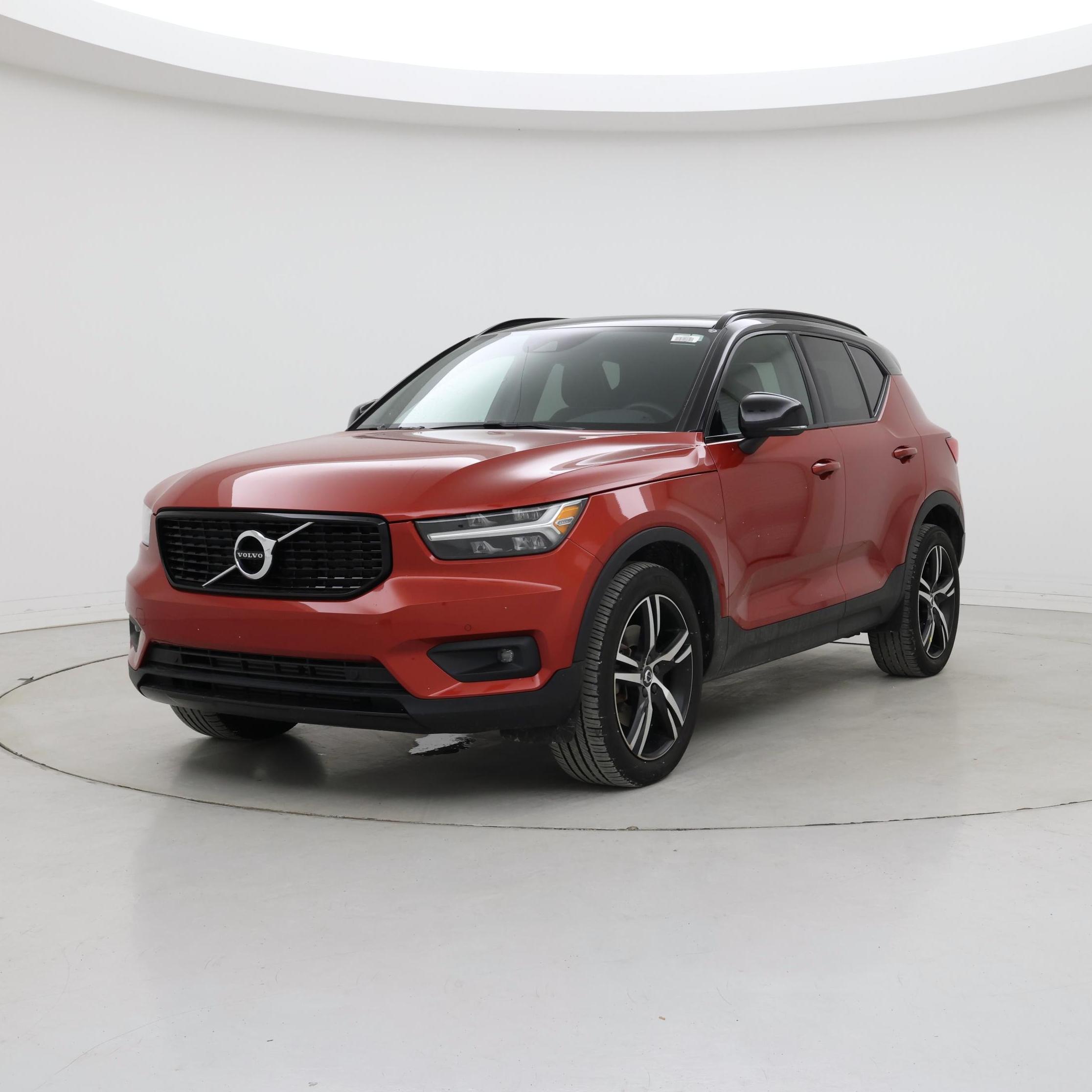 Thumbnail: 2021 Volvo XC40 - 4