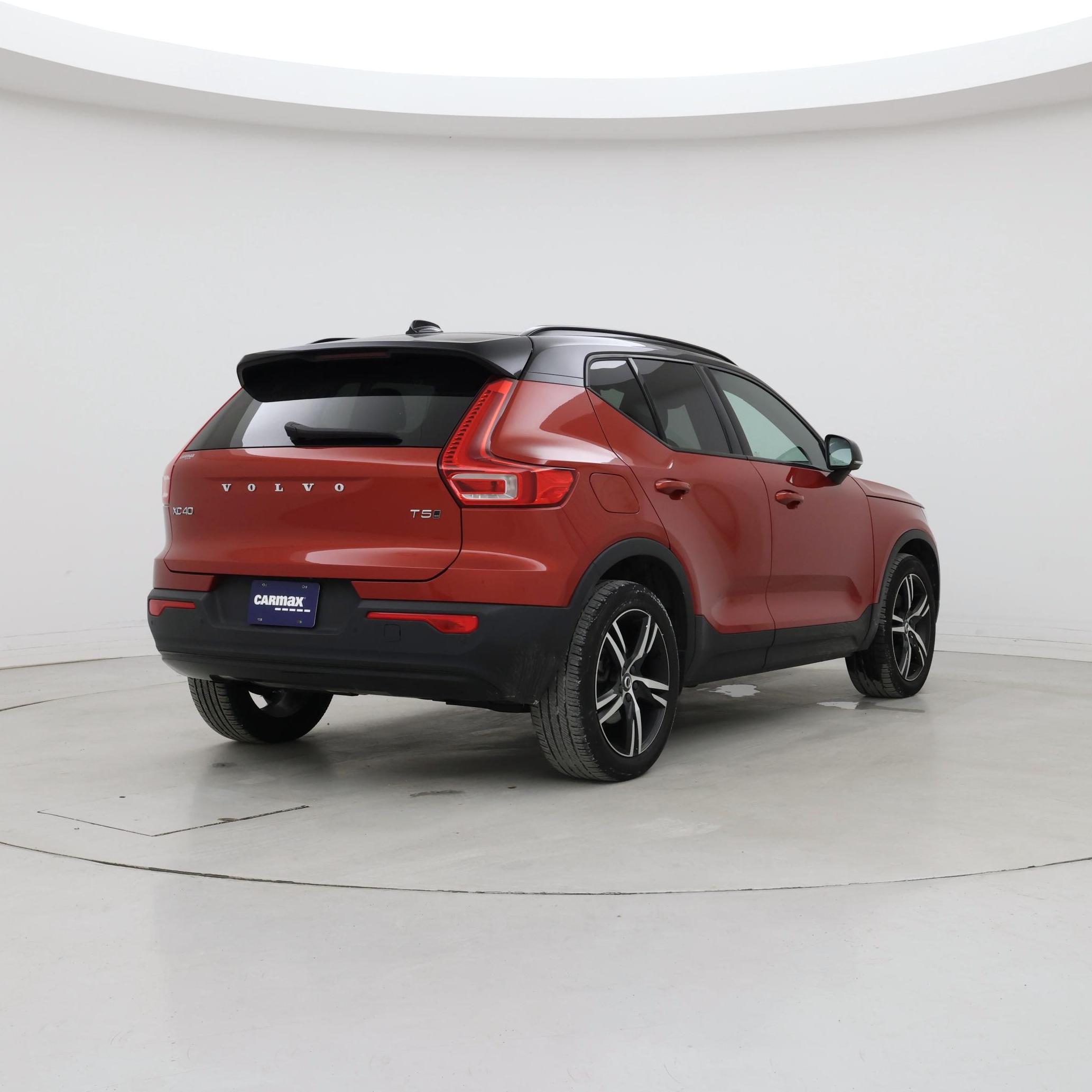 Thumbnail: 2021 Volvo XC40 - 8