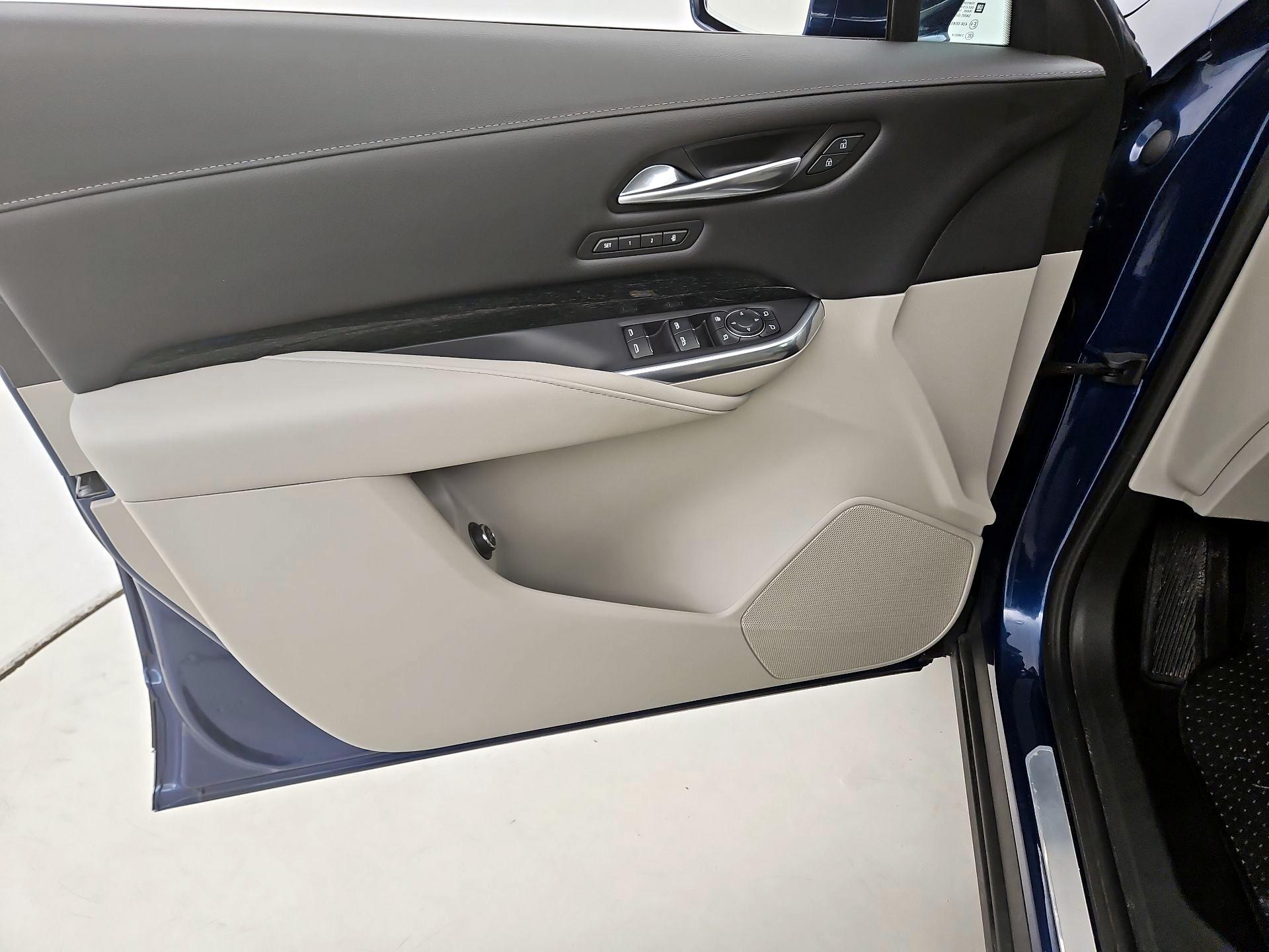 Thumbnail: 2019 Cadillac XT4 - 12