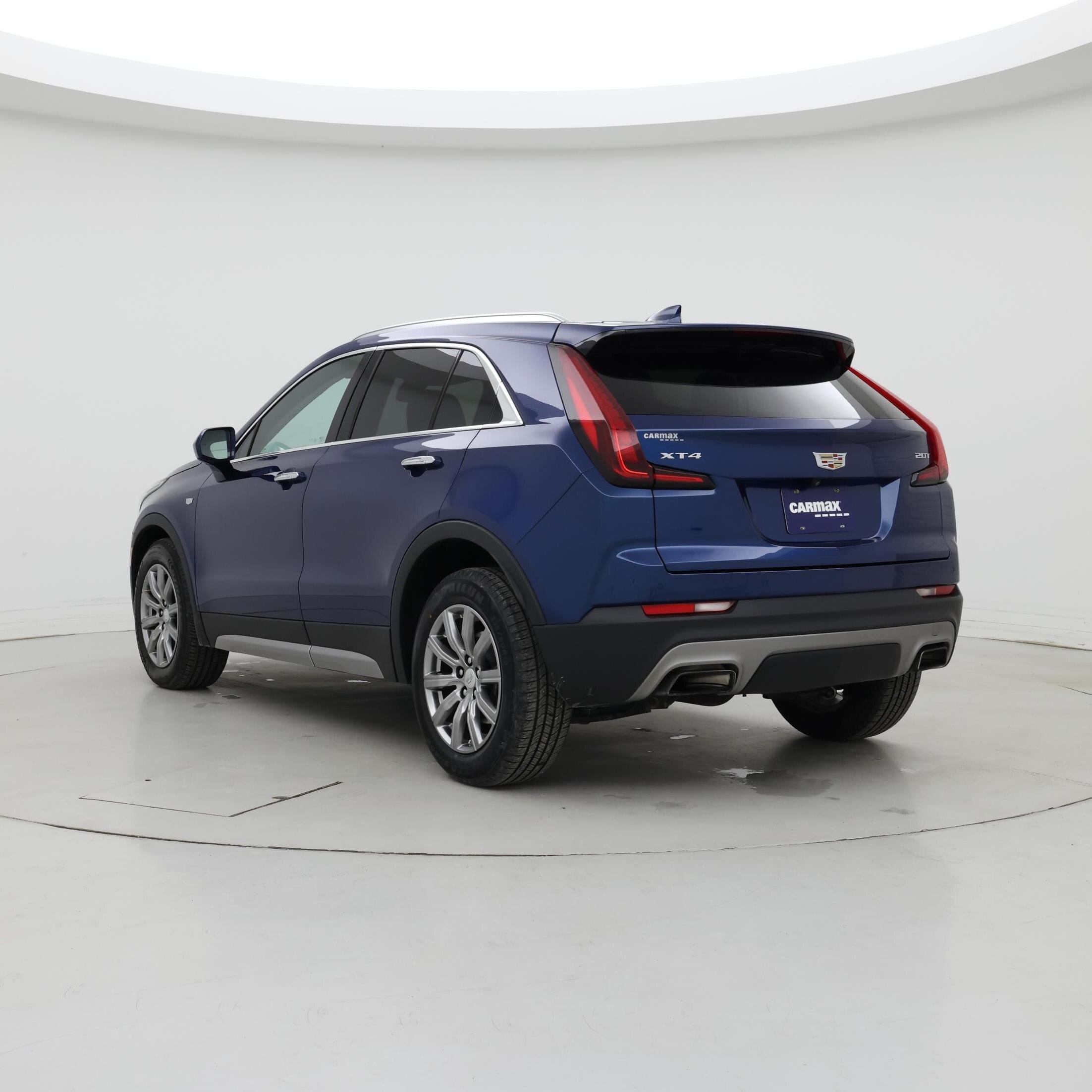 Thumbnail: 2019 Cadillac XT4 - 2