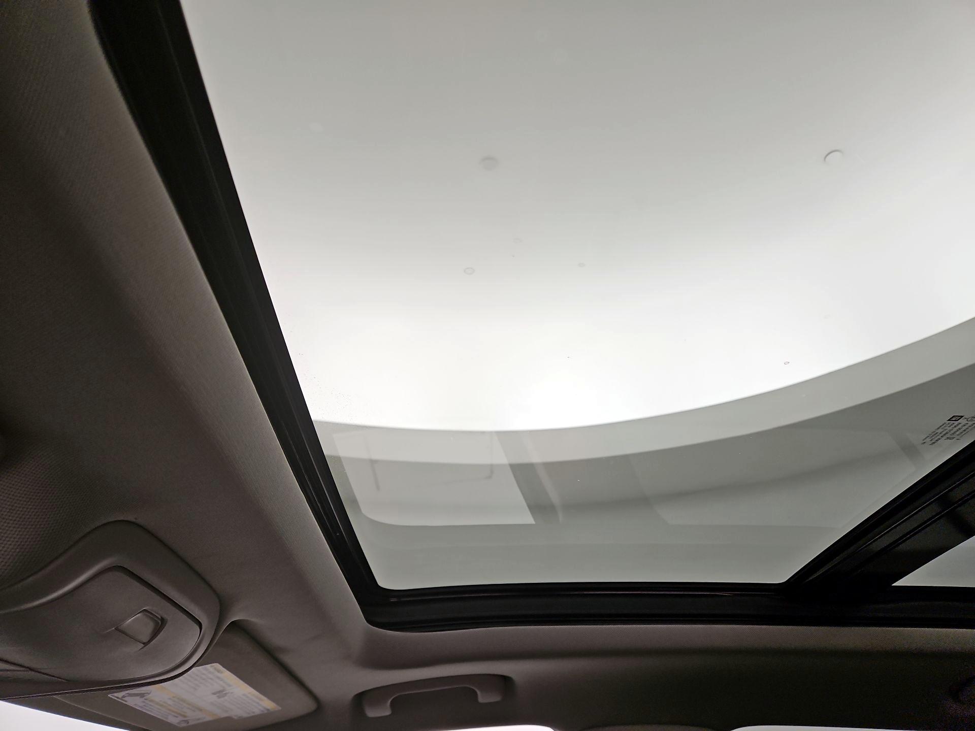 Thumbnail: 2019 Cadillac XT4 - 19