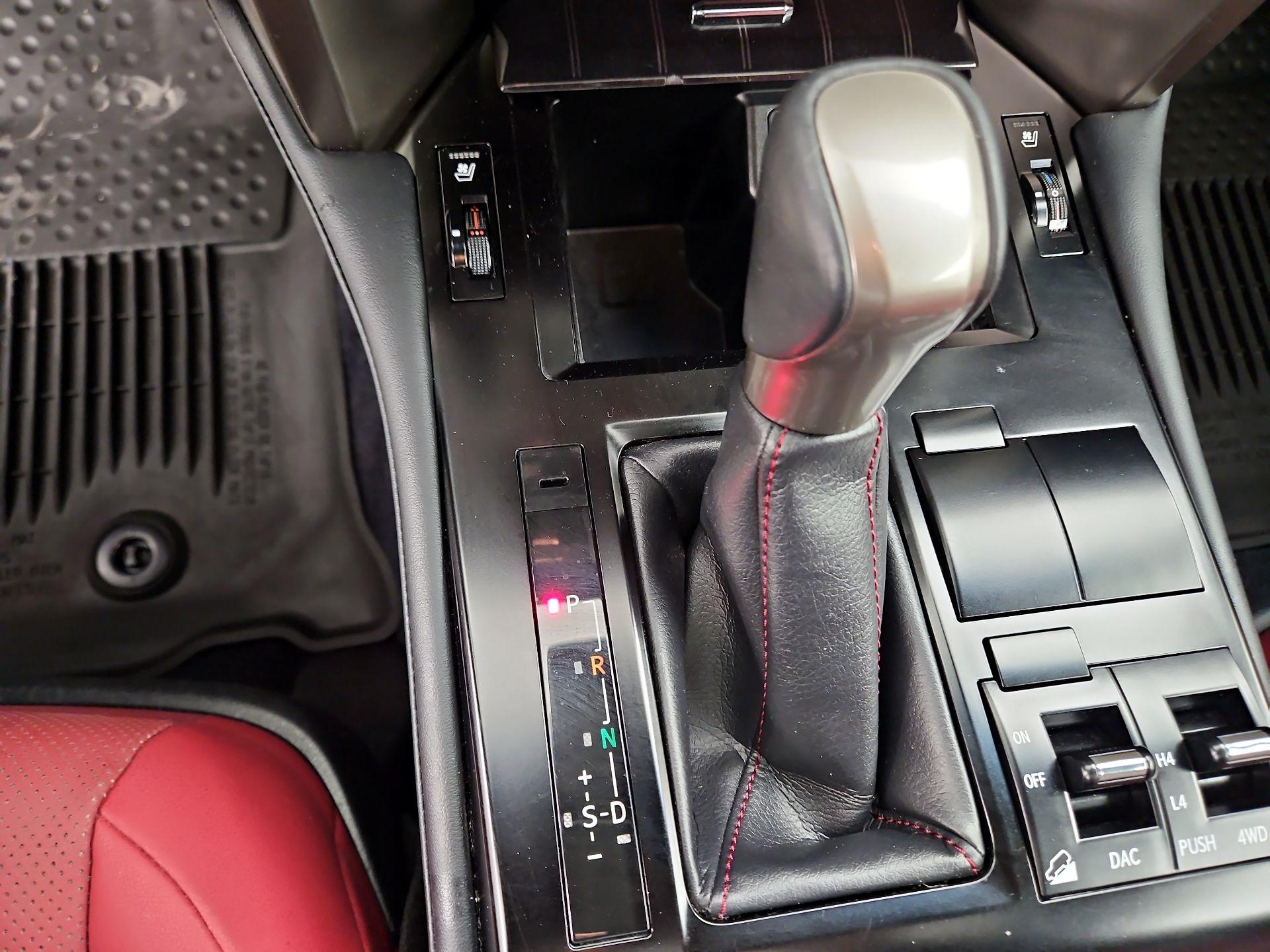 Thumbnail: 2020 Lexus GX - 18