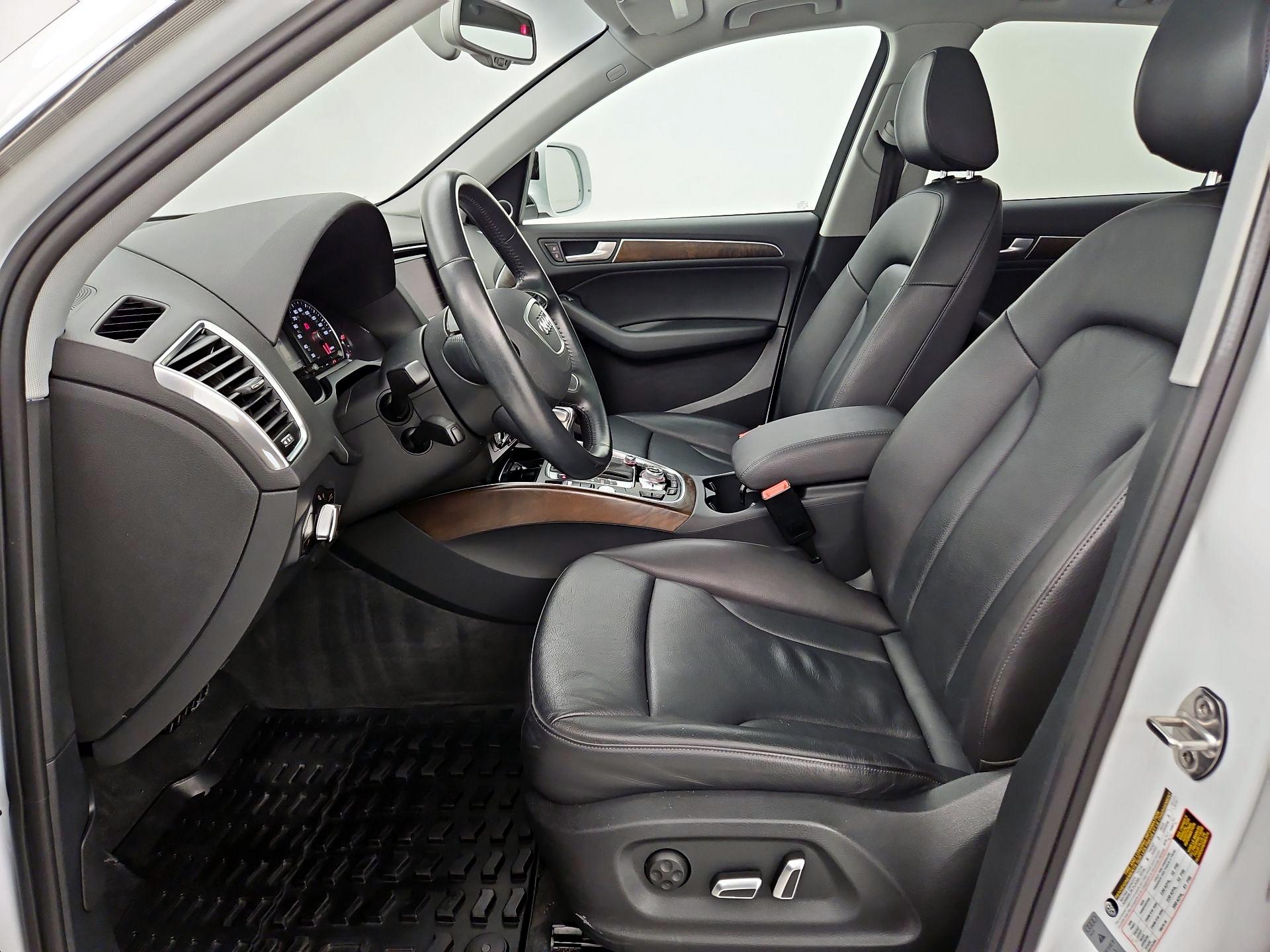 Thumbnail: 2016 Audi Q5 - 11