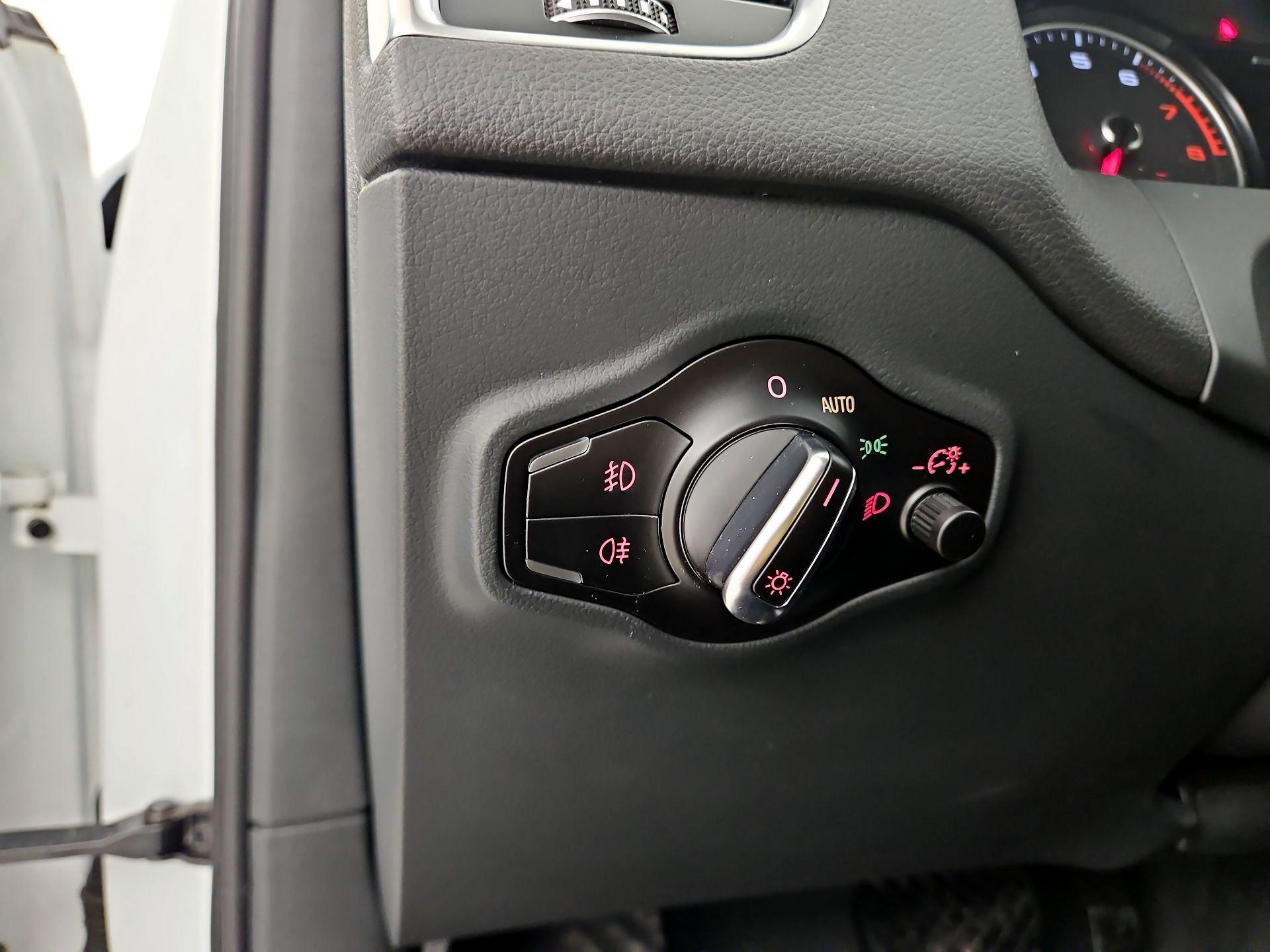 Thumbnail: 2016 Audi Q5 - 13