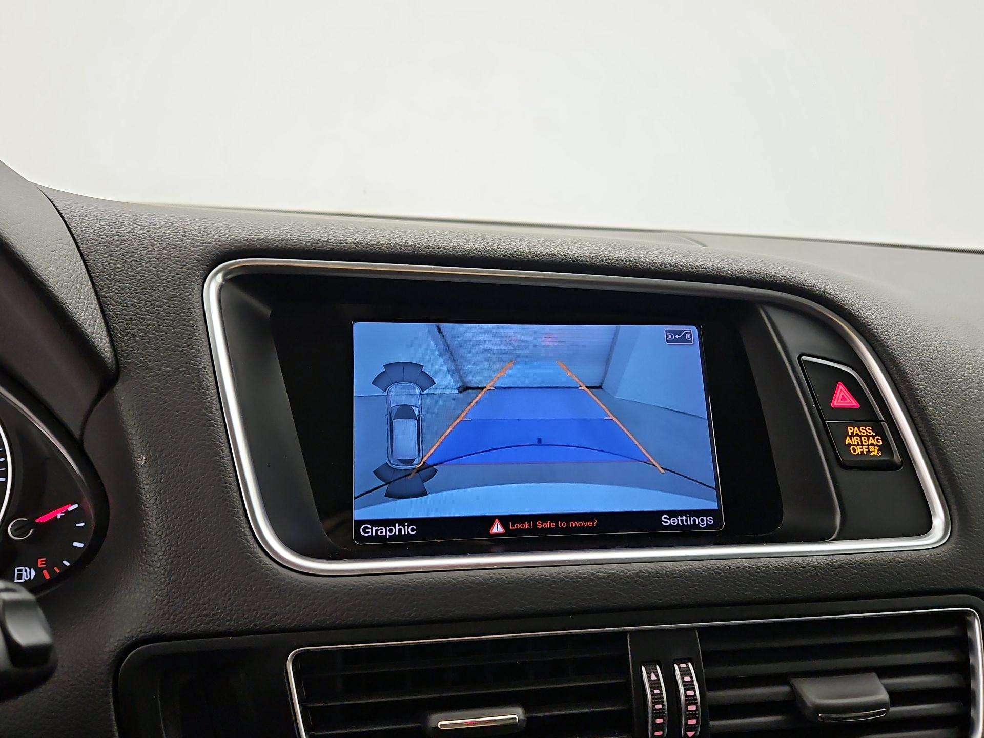 Thumbnail: 2016 Audi Q5 - 15