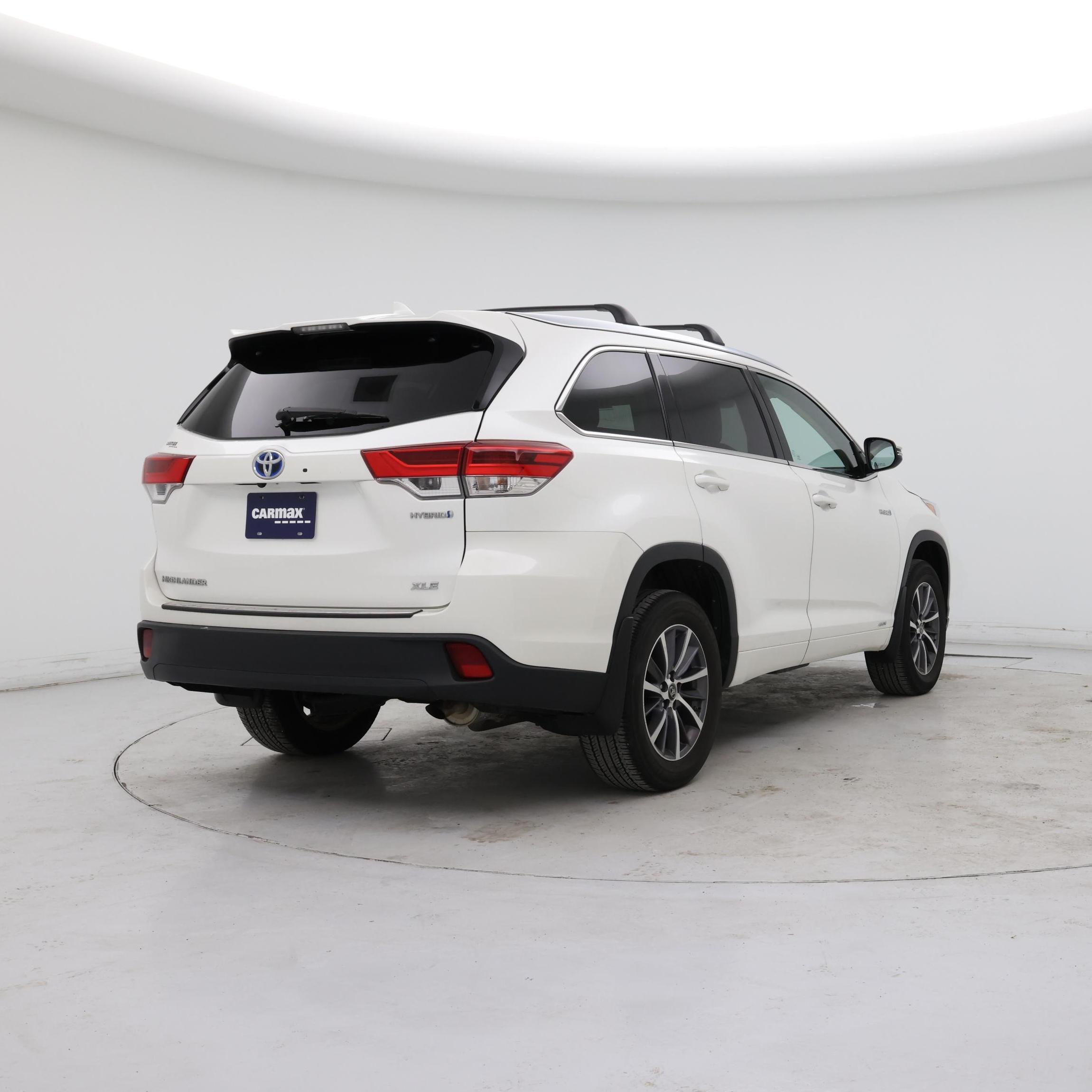 Thumbnail: 2018 Toyota Highlander - 8