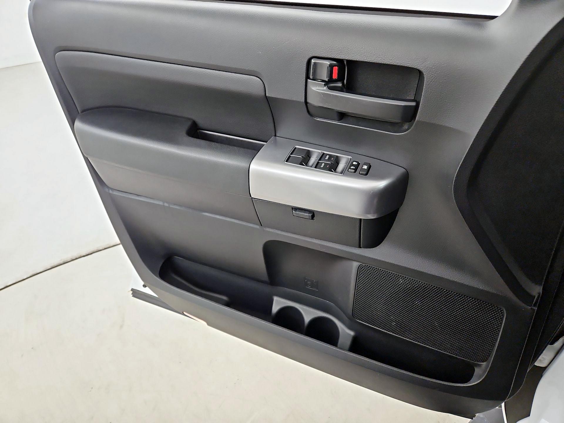 Thumbnail: 2021 Toyota Sequoia - 12