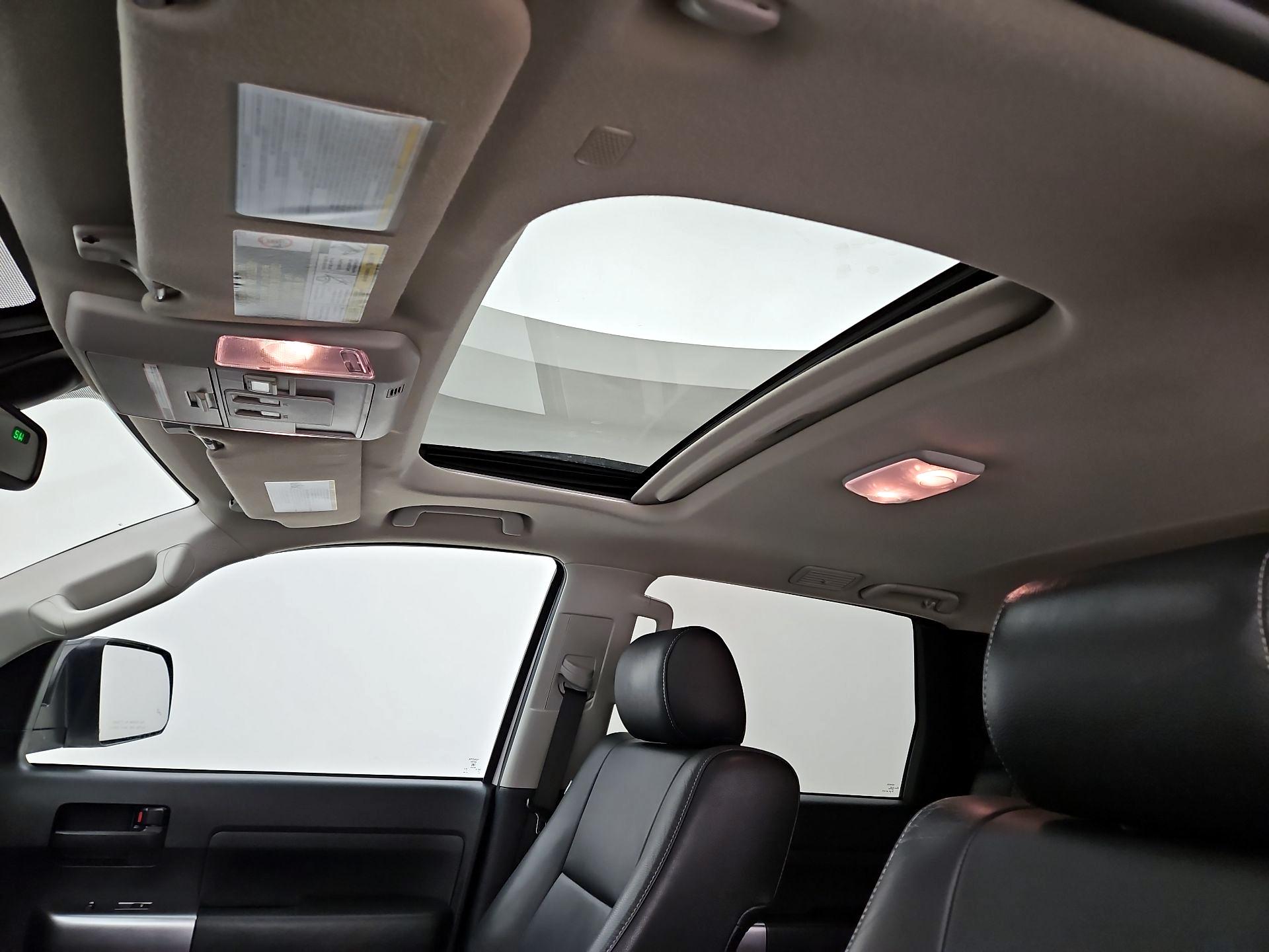 Thumbnail: 2021 Toyota Sequoia - 20