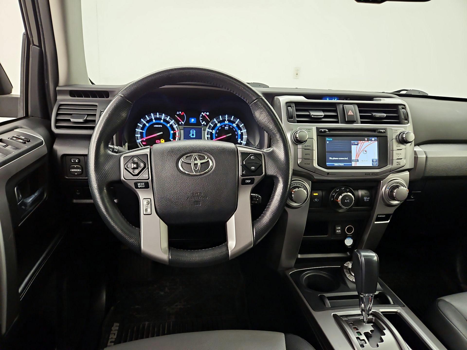 Thumbnail: 2018 Toyota 4Runner - 10