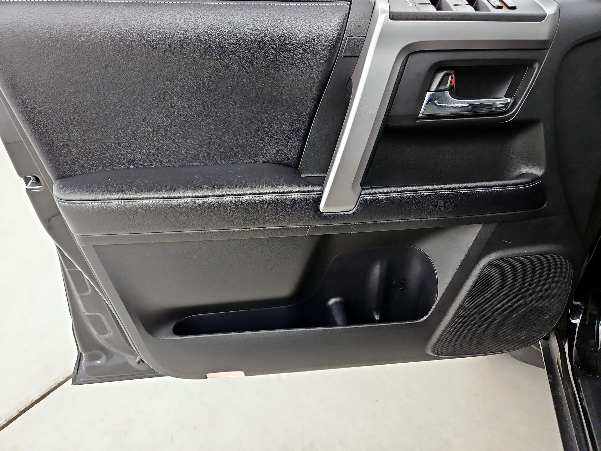 Thumbnail: 2018 Toyota 4Runner - 12