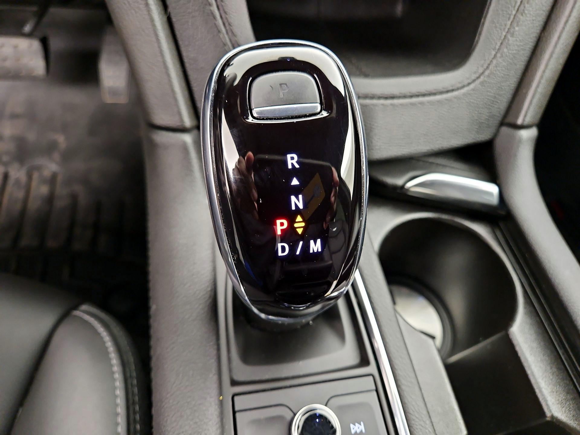 Thumbnail: 2023 Cadillac XT6 - 18