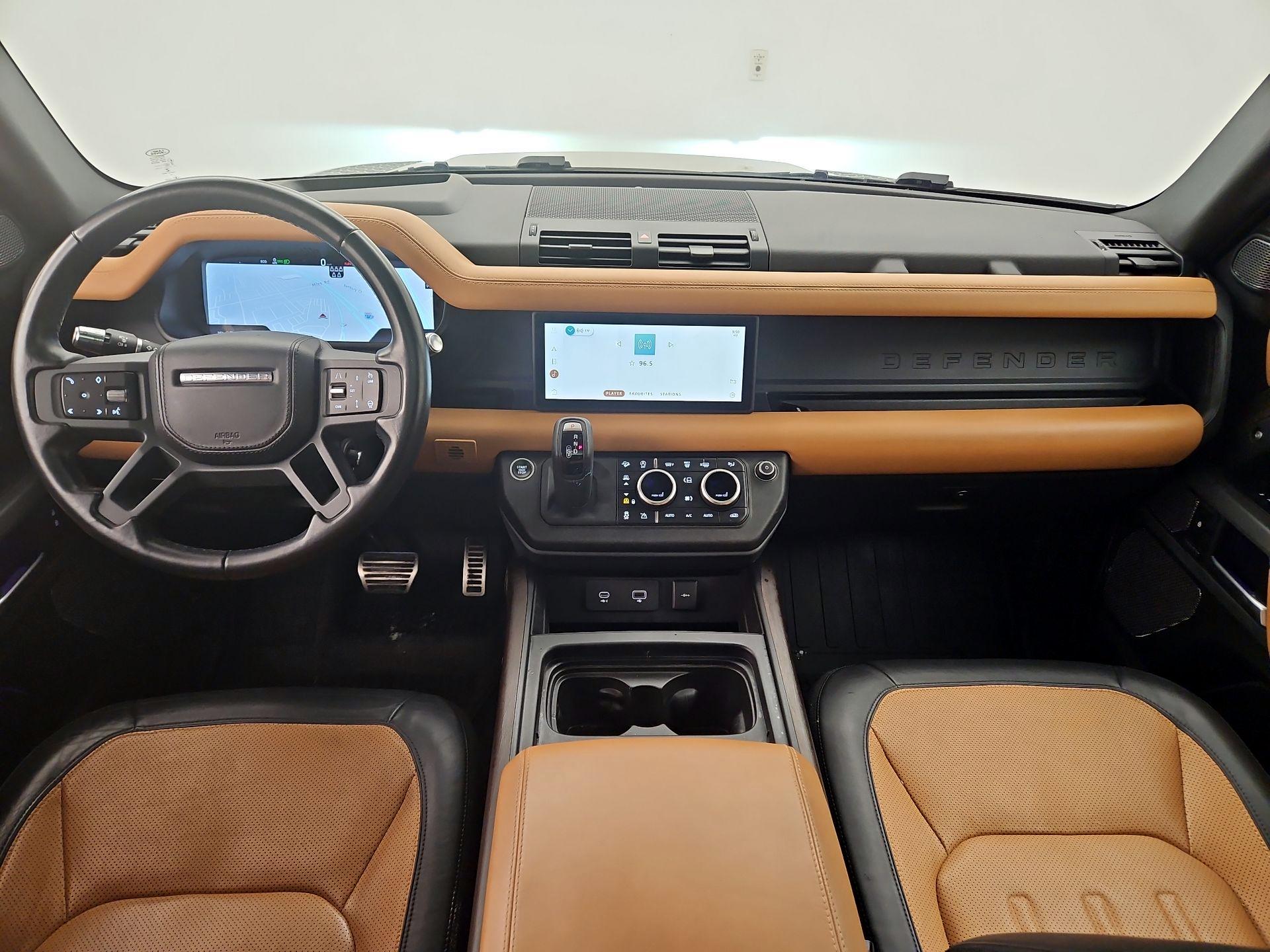 Thumbnail: 2020 Land Rover Defender - 9