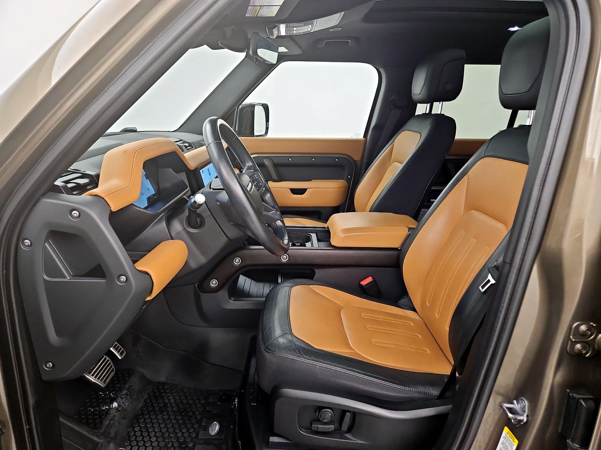 Thumbnail: 2020 Land Rover Defender - 11