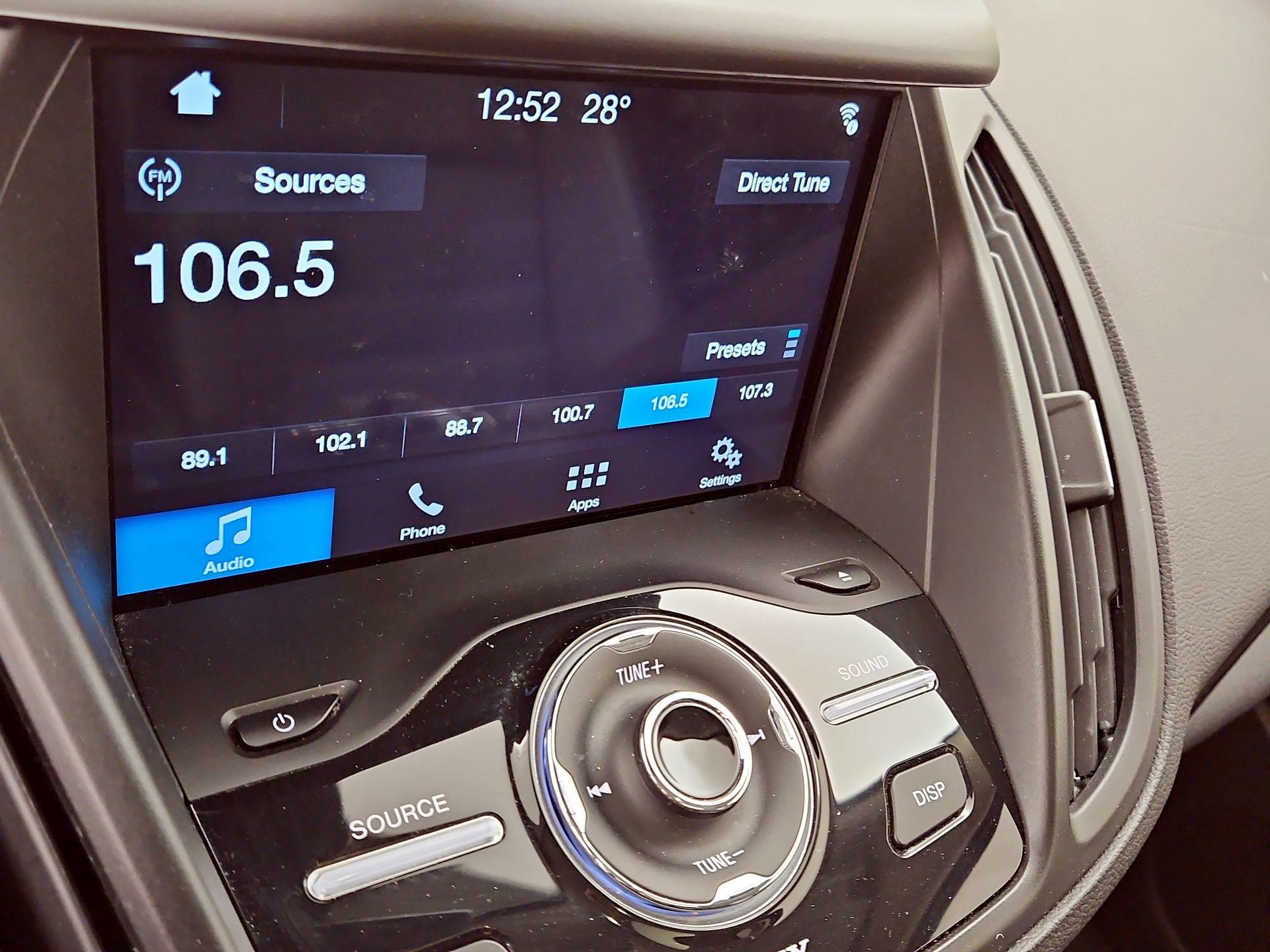 Thumbnail: 2017 Ford Escape - 15