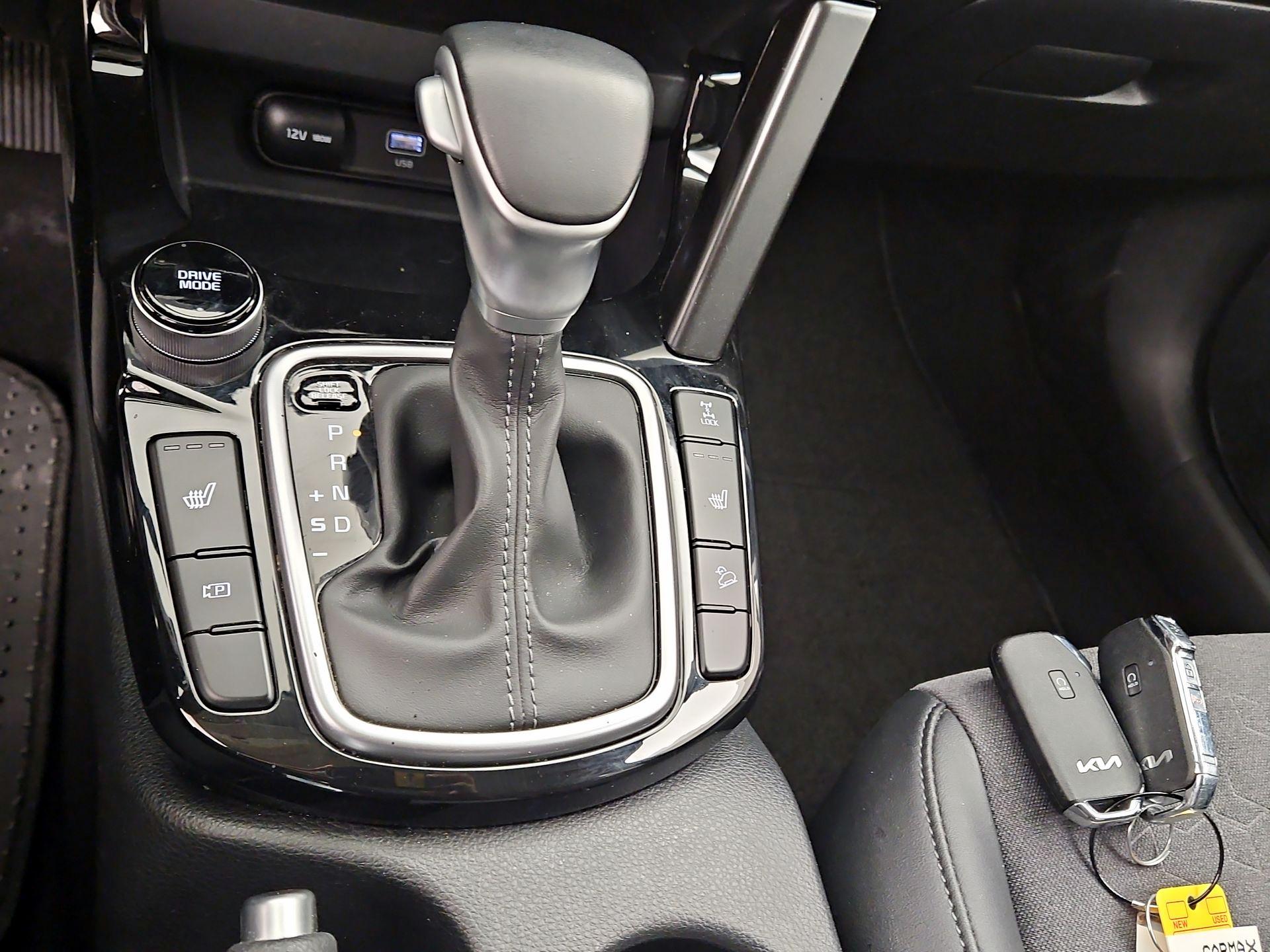 Thumbnail: 2024 Kia Seltos - 18