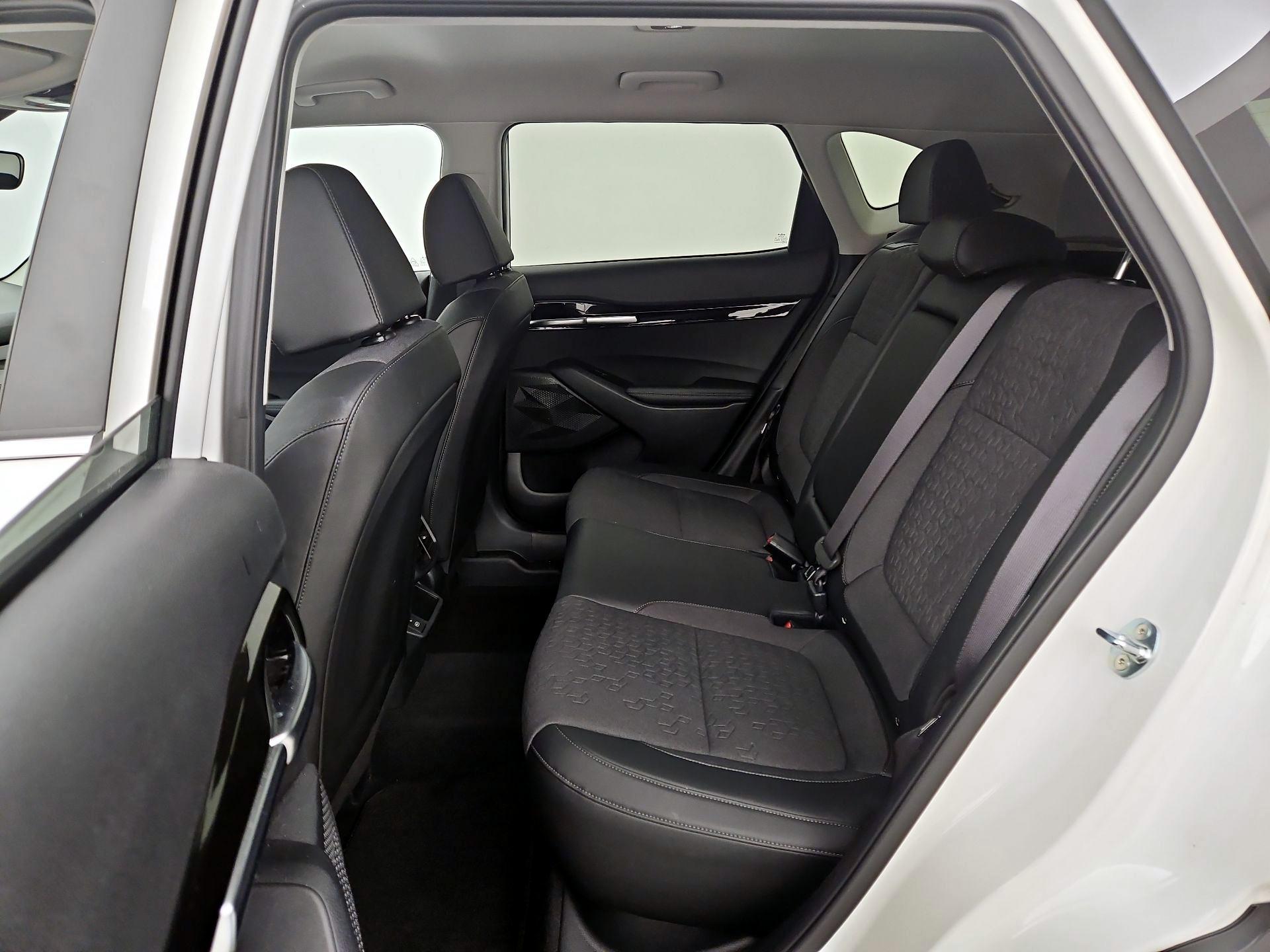 Thumbnail: 2024 Kia Seltos - 20