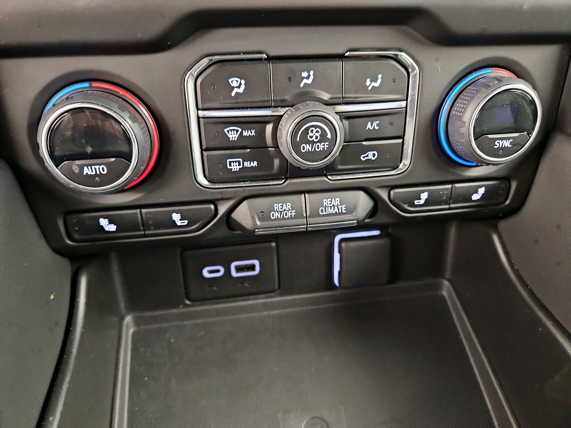 Thumbnail: 2023 Chevrolet Tahoe - 16