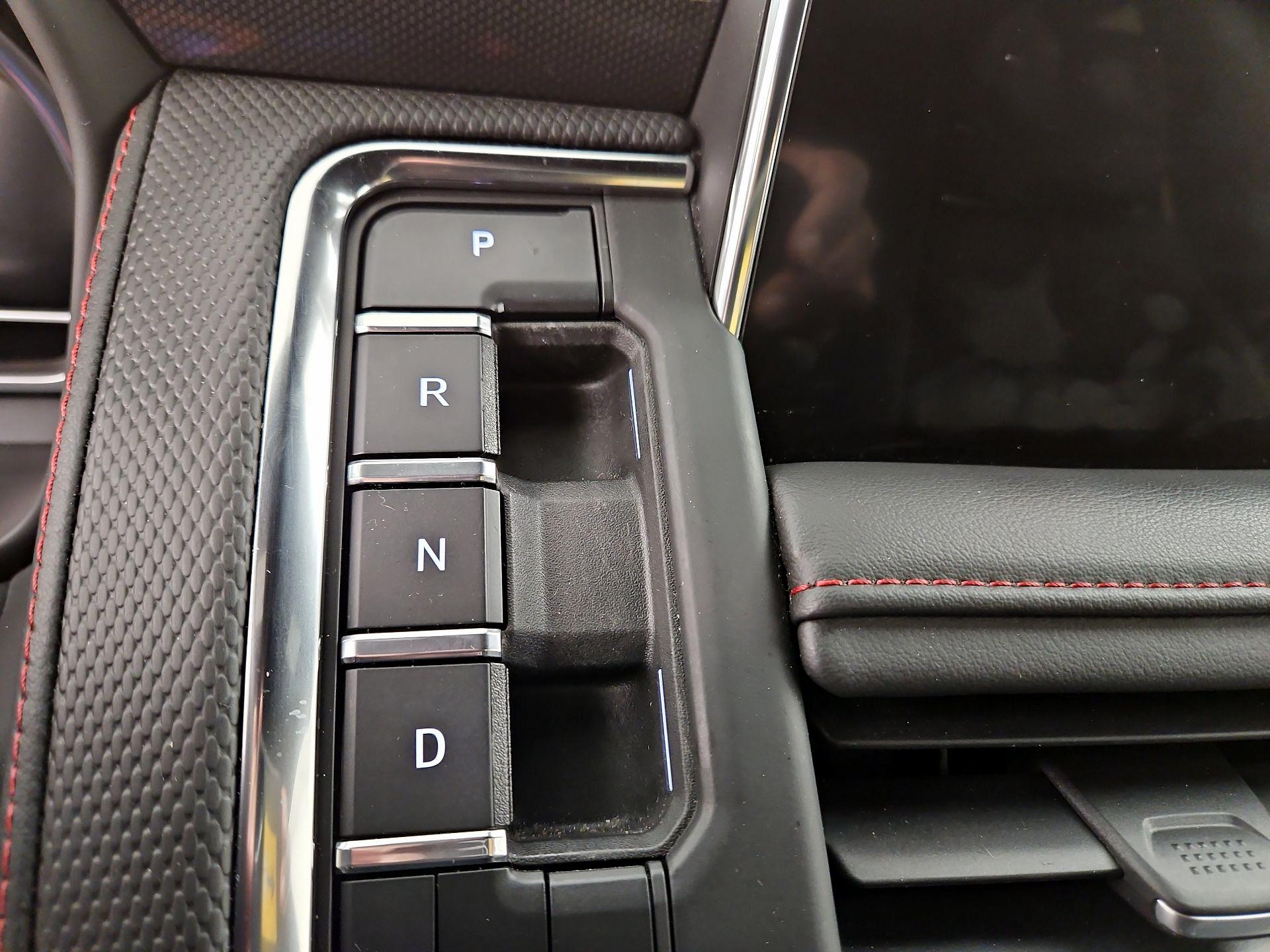 Thumbnail: 2023 Chevrolet Tahoe - 17