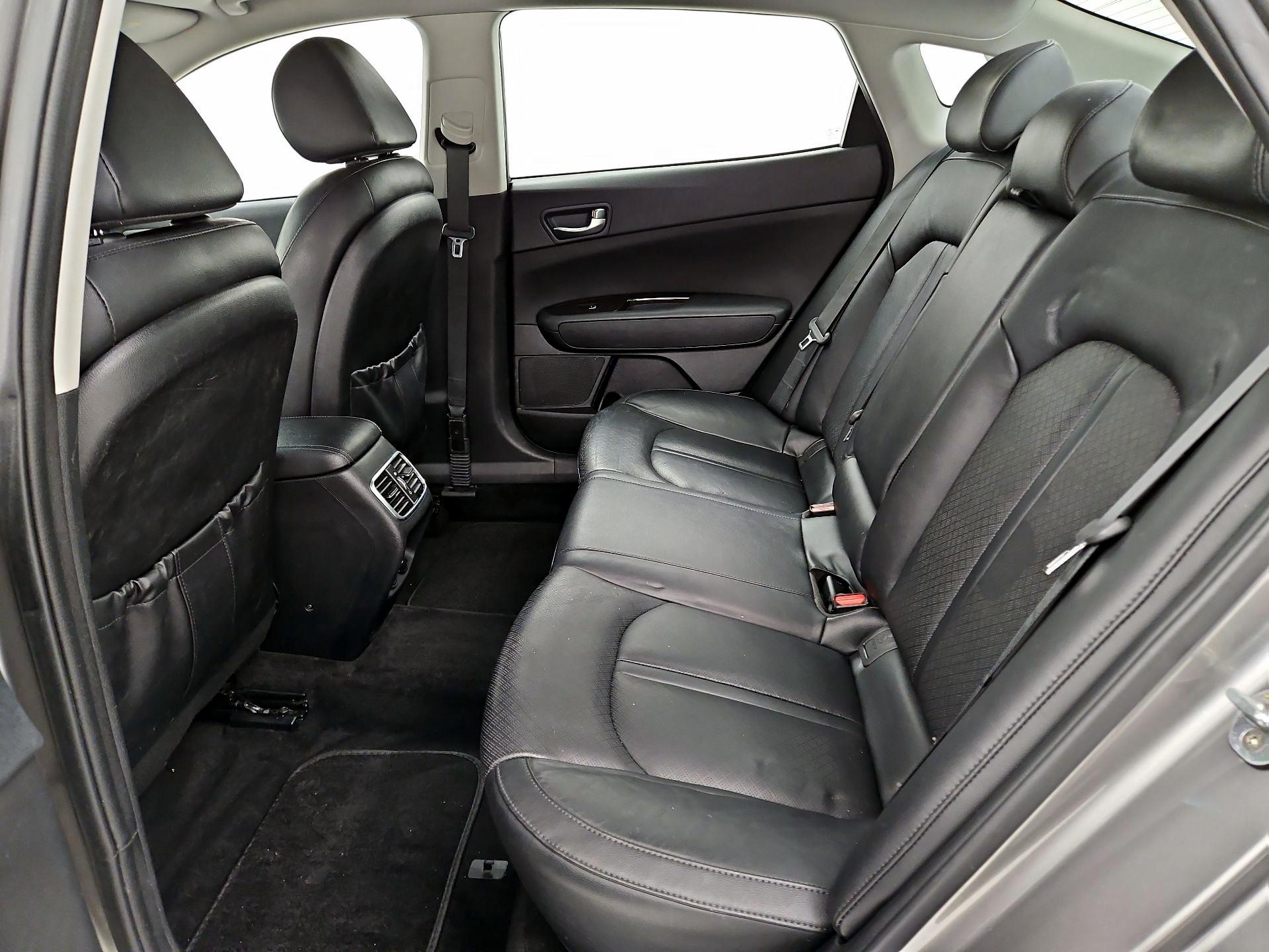 Thumbnail: 2018 Kia Optima - 19