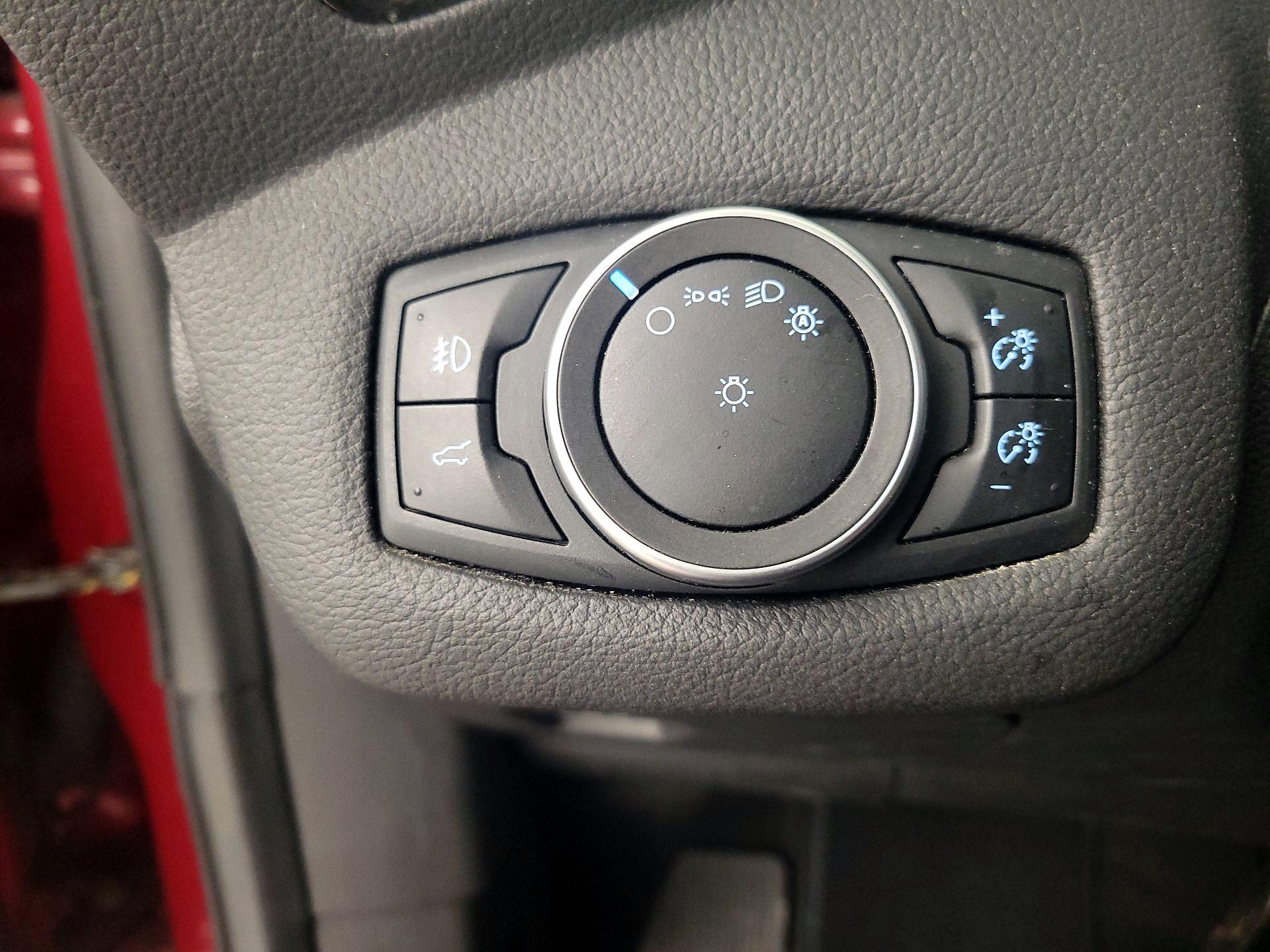 Thumbnail: 2017 Ford Escape - 13