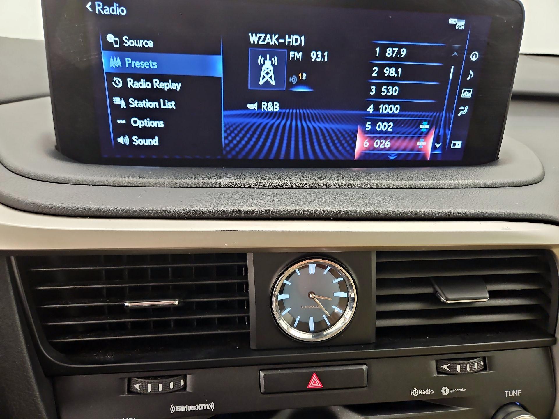 Thumbnail: 2021 Lexus RX - 16