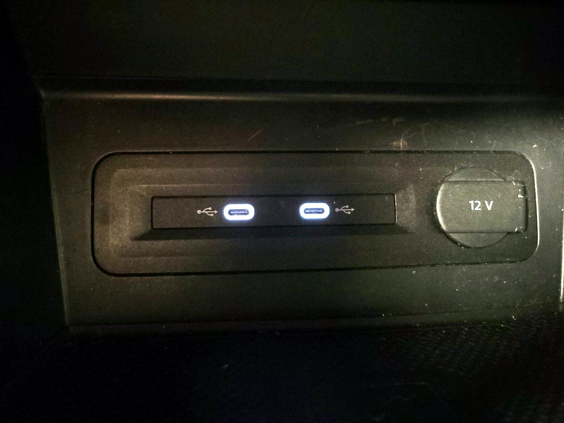 Thumbnail: 2021 Volkswagen Atlas - 19