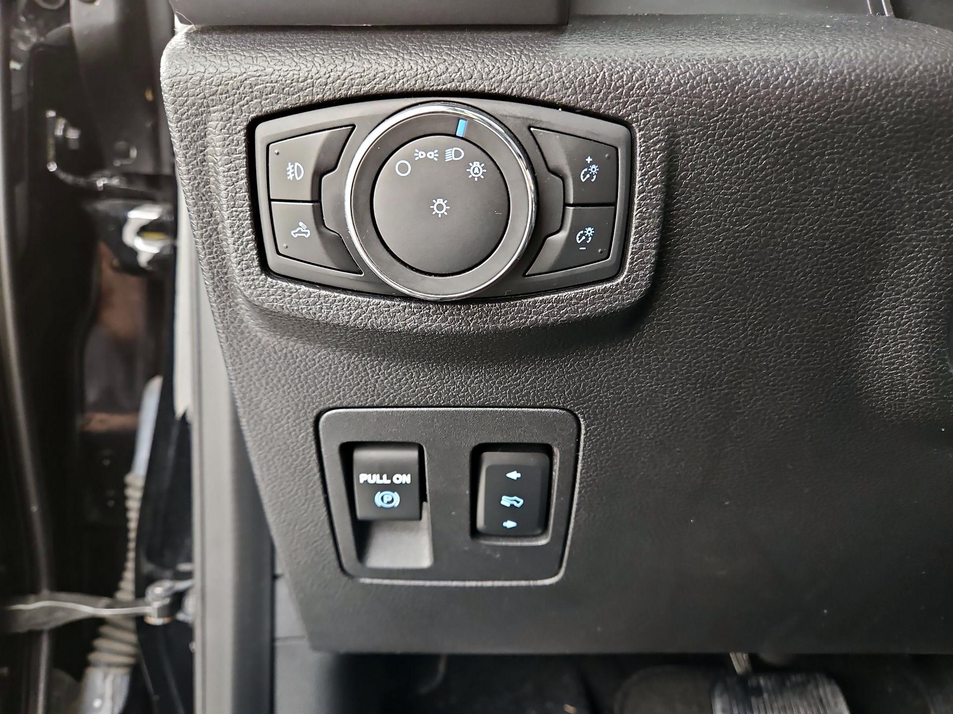 Thumbnail: 2018 Ford F-150 - 13