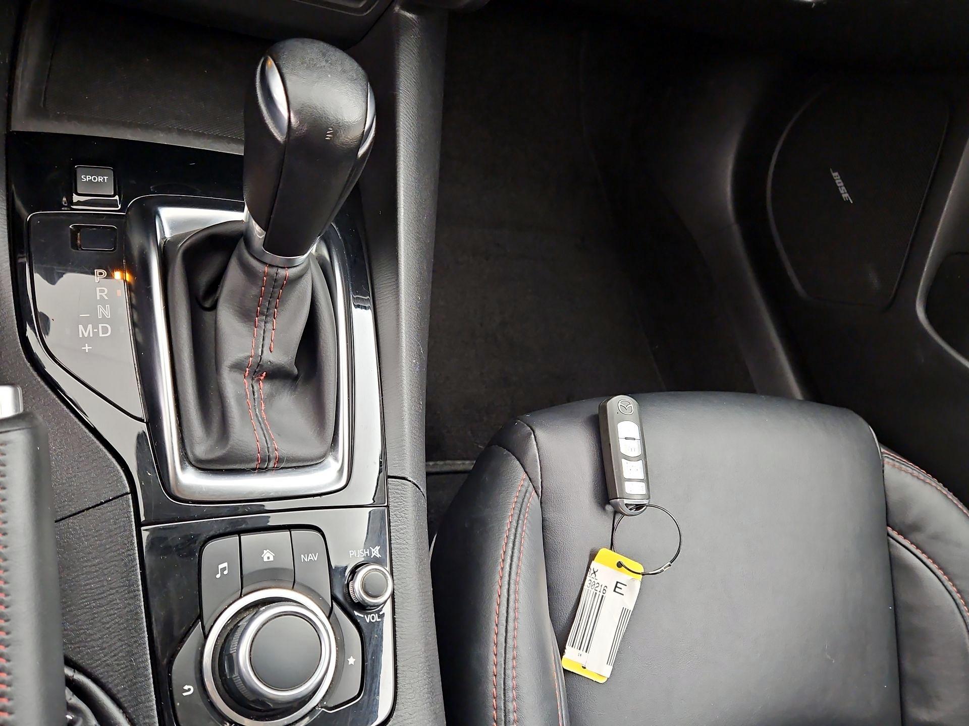 Thumbnail: 2014 Mazda Mazda3 - 18