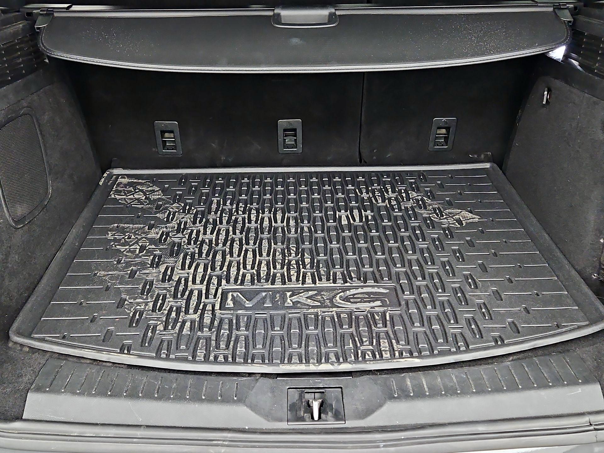 Thumbnail: 2019 Lincoln MKC - 20