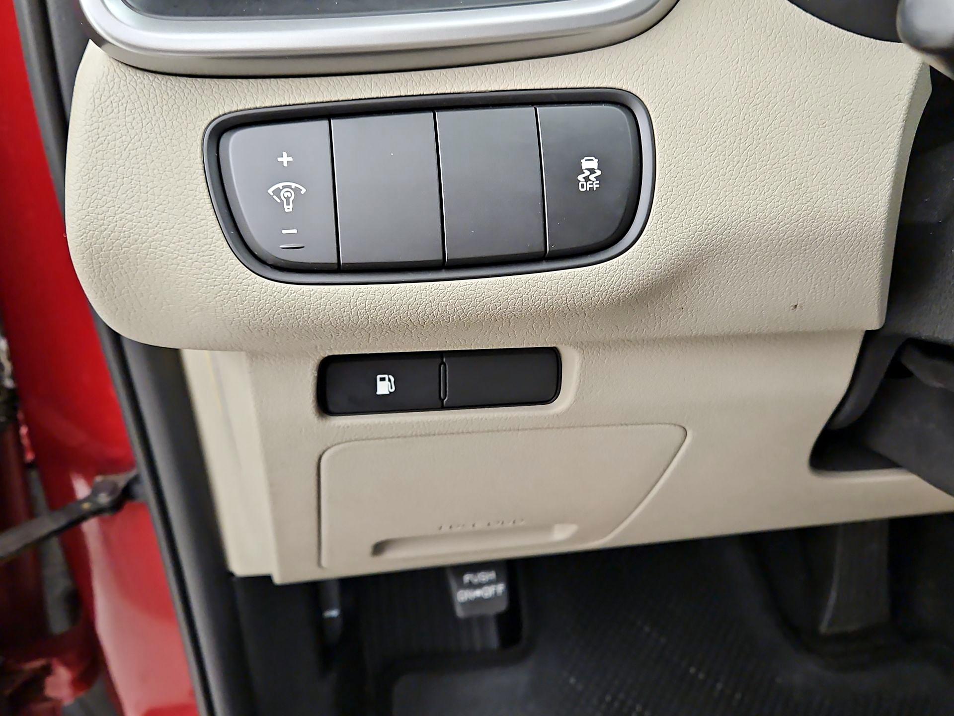 Thumbnail: 2017 Kia Sorento - 13