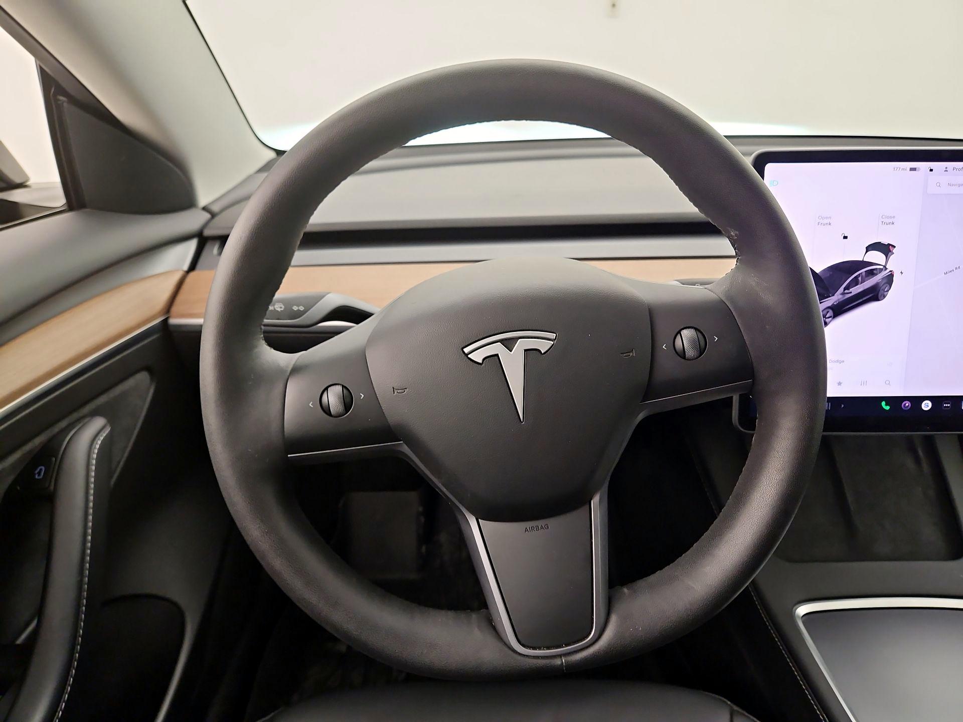 Thumbnail: 2022 Tesla Model 3 - 10