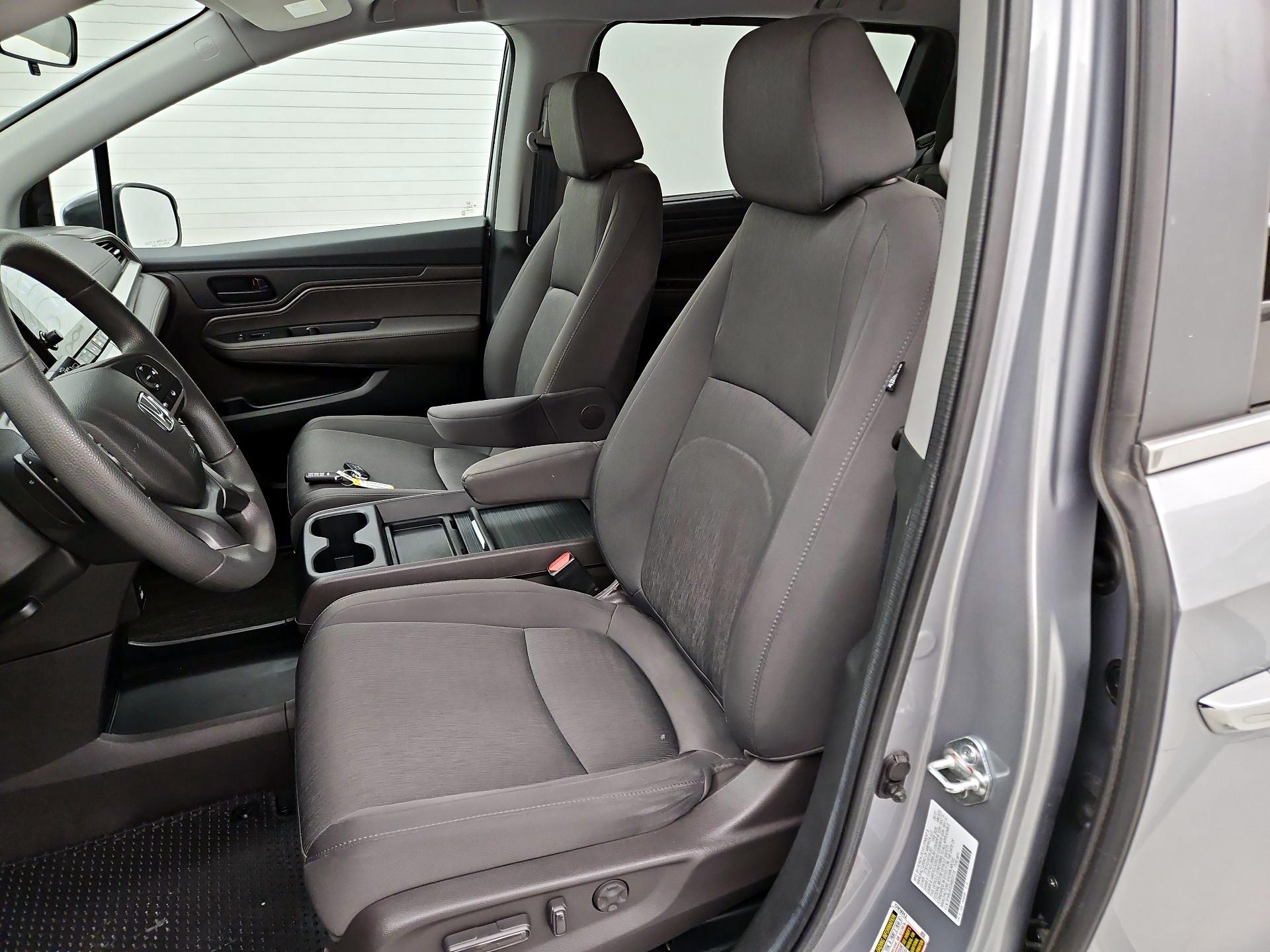 Thumbnail: 2022 Honda Odyssey - 11