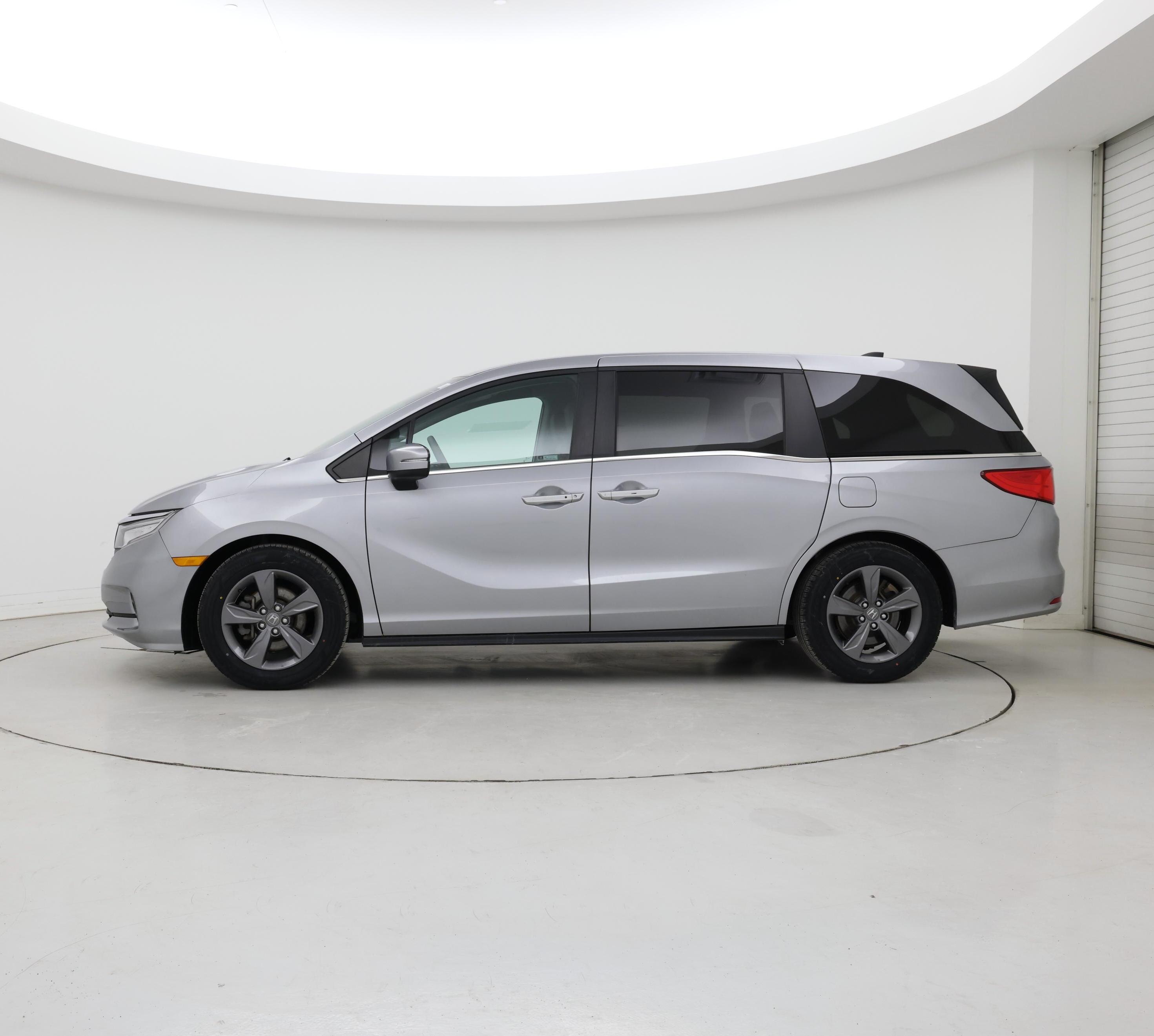 Thumbnail: 2022 Honda Odyssey - 3